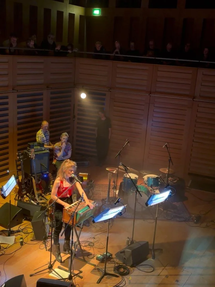 @oliviachaneymusic at @kingsplacelondon last night. 🤩

🔉Sound ON if you want the chills&hellip; Olivia has a voice that you feel in your bones. Beautiful musicians too, drawing elemental sounds out of their instruments, hard to explain but very spe