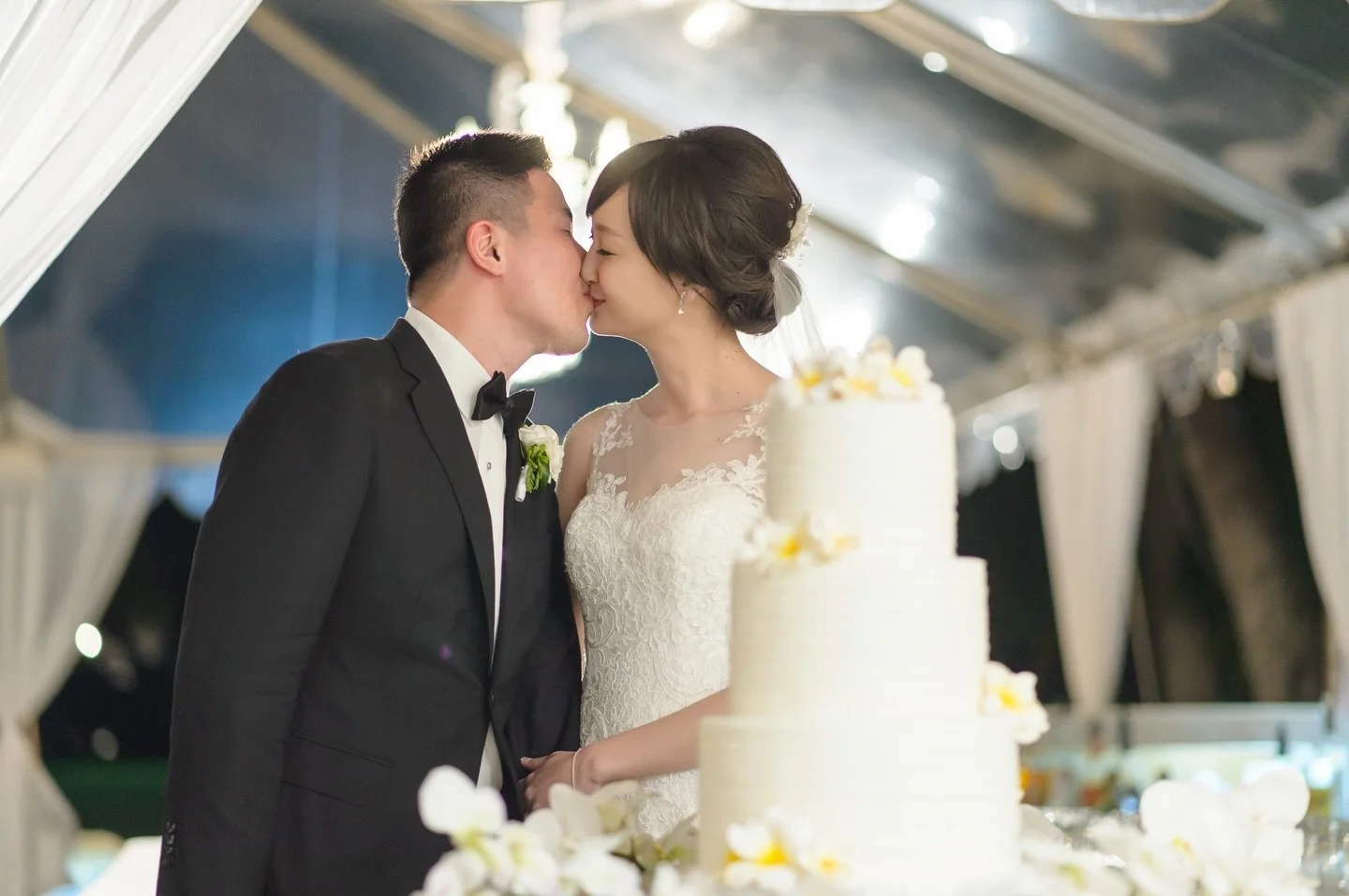 From &ldquo;I do&rdquo; on 2.12.16 to ten beautiful years later 🤍

Alice &amp; Kevin, your love story is one we&rsquo;ll always adore.

Here&rsquo;s to the first decade &mdash; and all the chapters still to come. ✨

Celebrating a milestone of your o