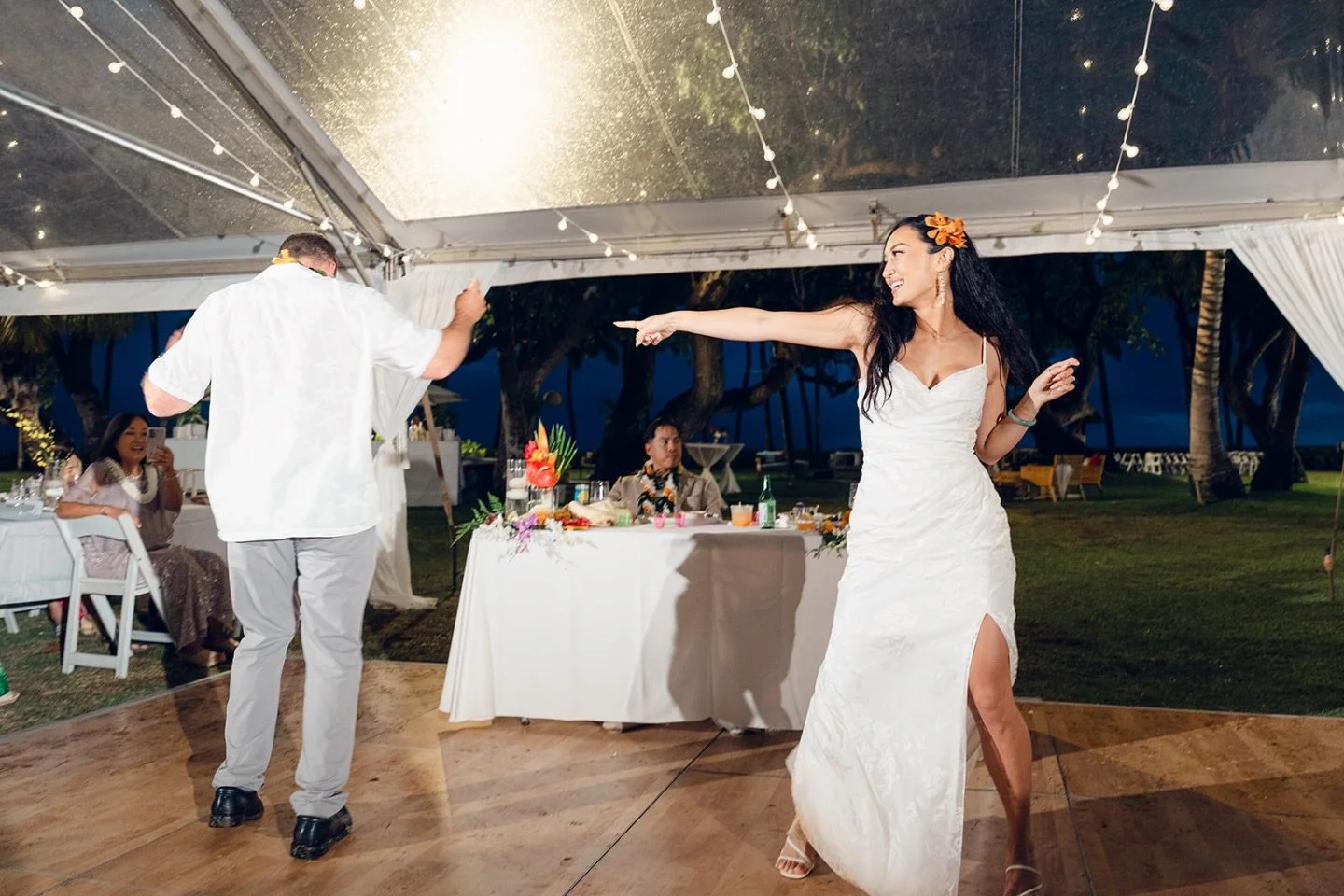 First dance energy, but make it forever ✨

Rebecca &amp; Linh understood the assignment 🤍
Nothing better than a night spent on the dance floor.

Planning your own unforgettable night? Let&rsquo;s make it happen 💫

wedding planner:  @neuevents
enter