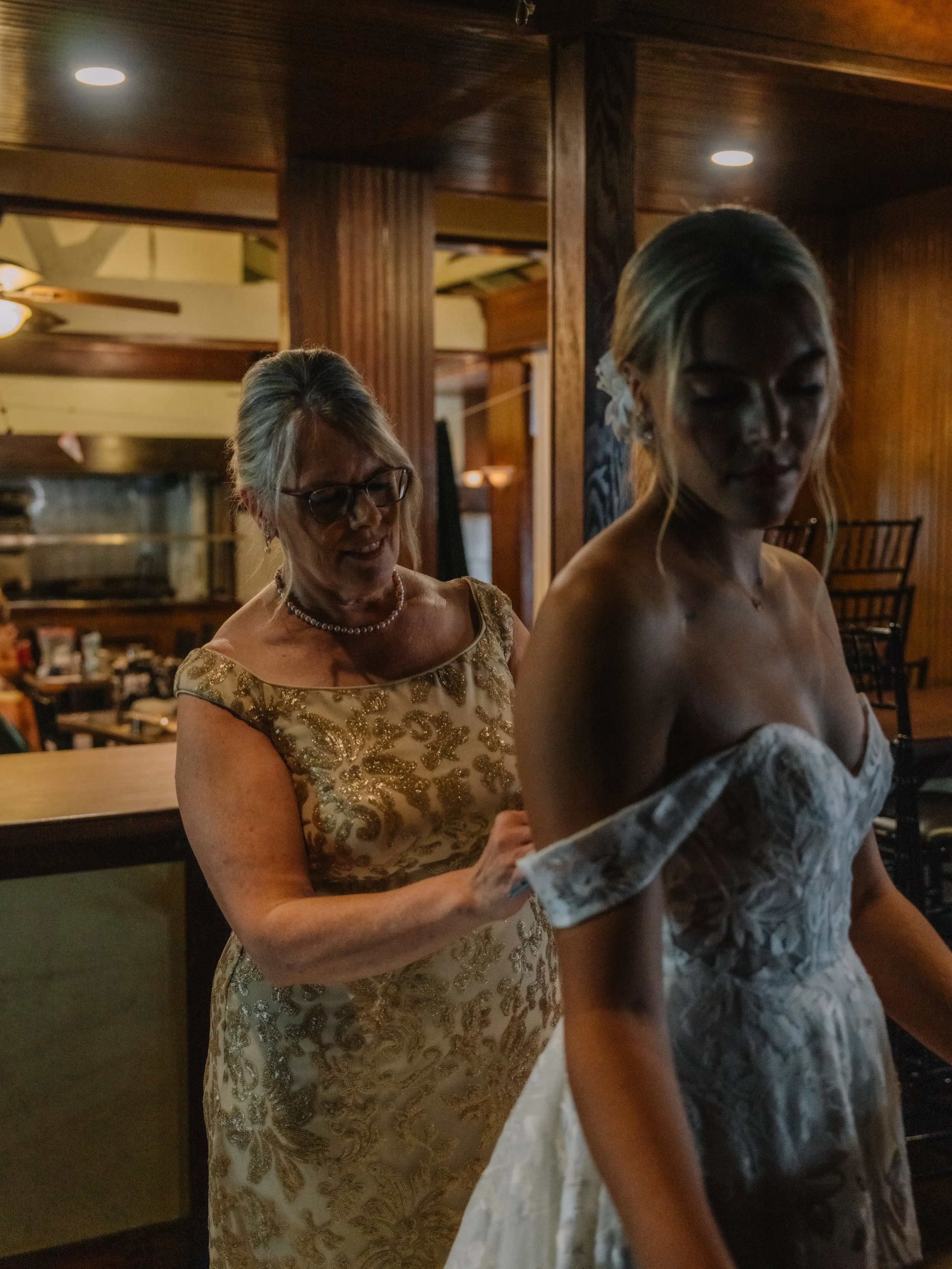 To the mothers who help hold it all together 🤍

From quiet moments behind the scenes to the tears, hugs, and unconditional love felt throughout the day&mdash;there&rsquo;s something incredibly special about the bond between a mother and her daughter