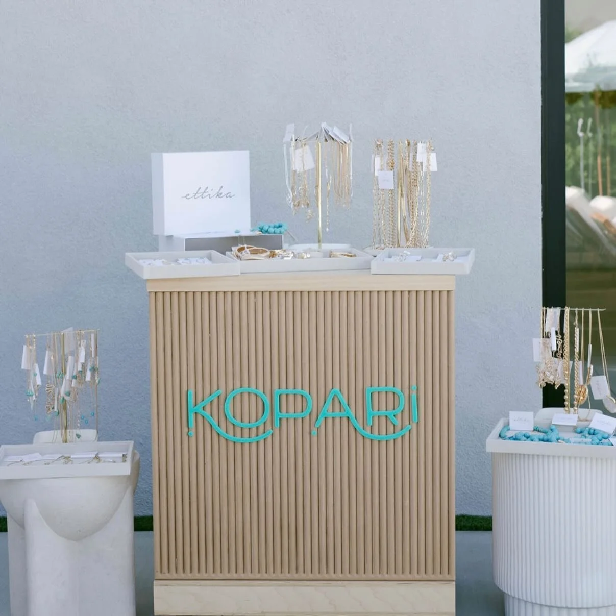 Did you know we offer an adorable in-house mini ribbed cart to add the cutest touch to your event? ✨ Styled your way and fully customizable &mdash; we even create custom in-house signage to match your vision perfectly 🤍

From dinners to brand activa