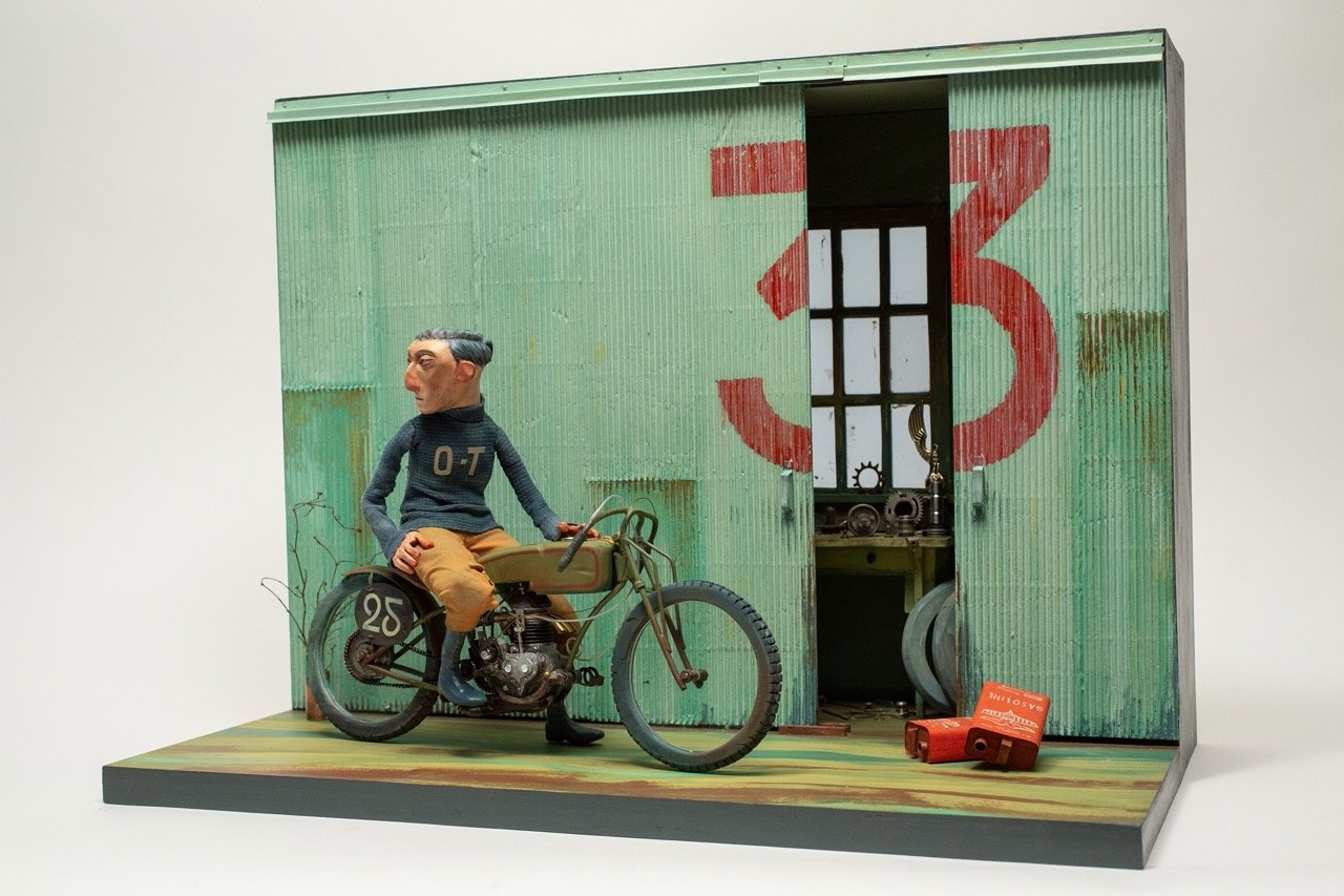 RedNoseStudio_GasLeftInTheTank_Sculpture-2 Large.jpeg