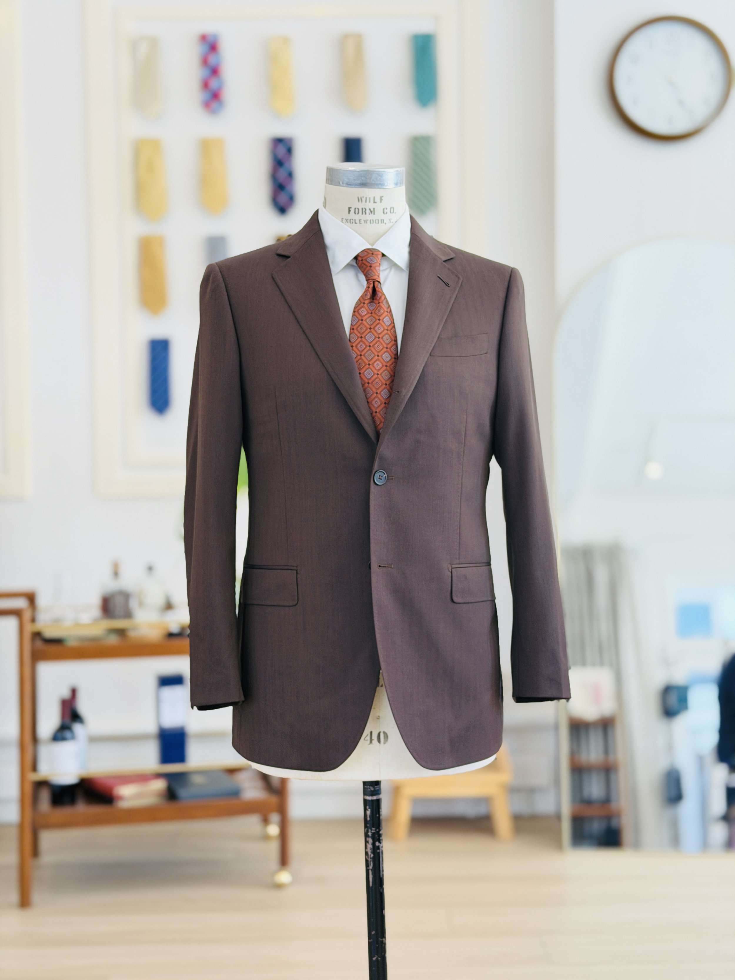 Available - $750 (Original $2,100) / 3 Roll 2 / 42R / 100% wool / Light and Breezy