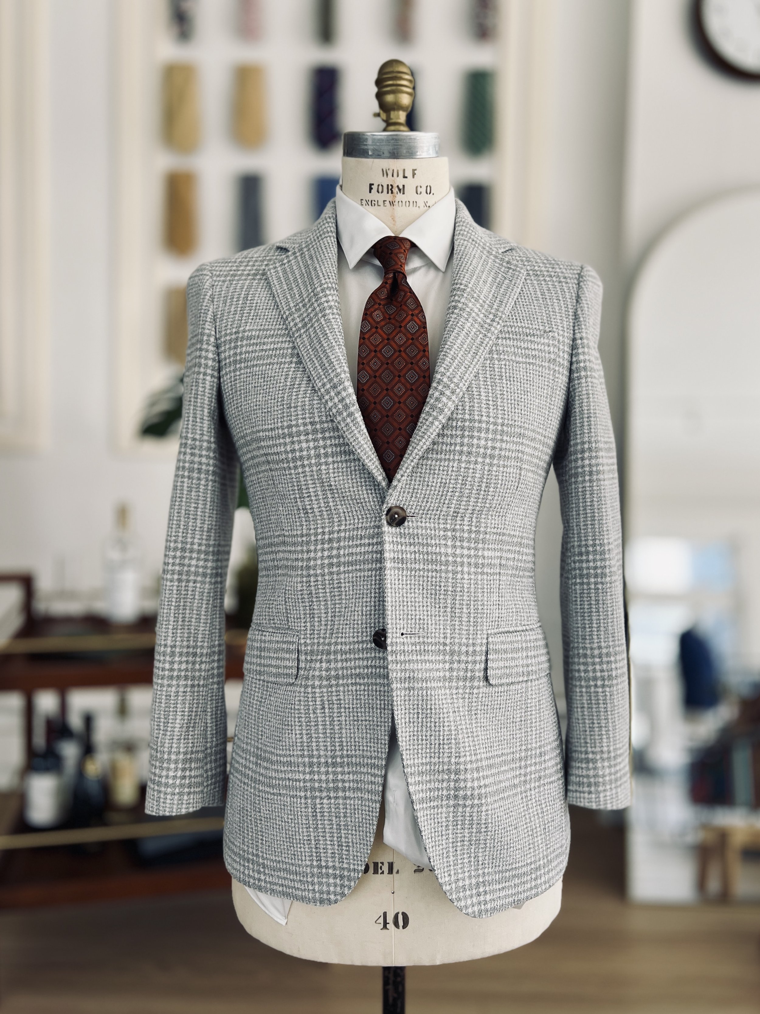 $650 (Original $2100) / 36 R / 57% Cotton 24% wool 19% Polyamide / Medium Weight