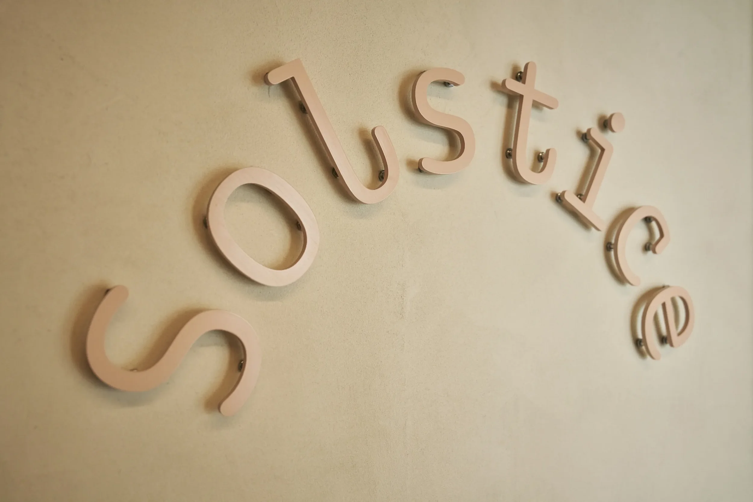 Flux wayfinding signage