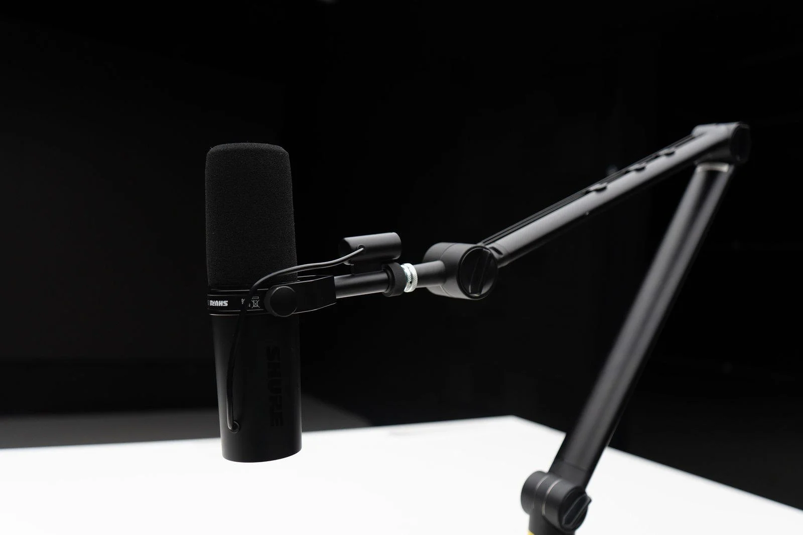 gear-shure-mic-boom-arm.jpg