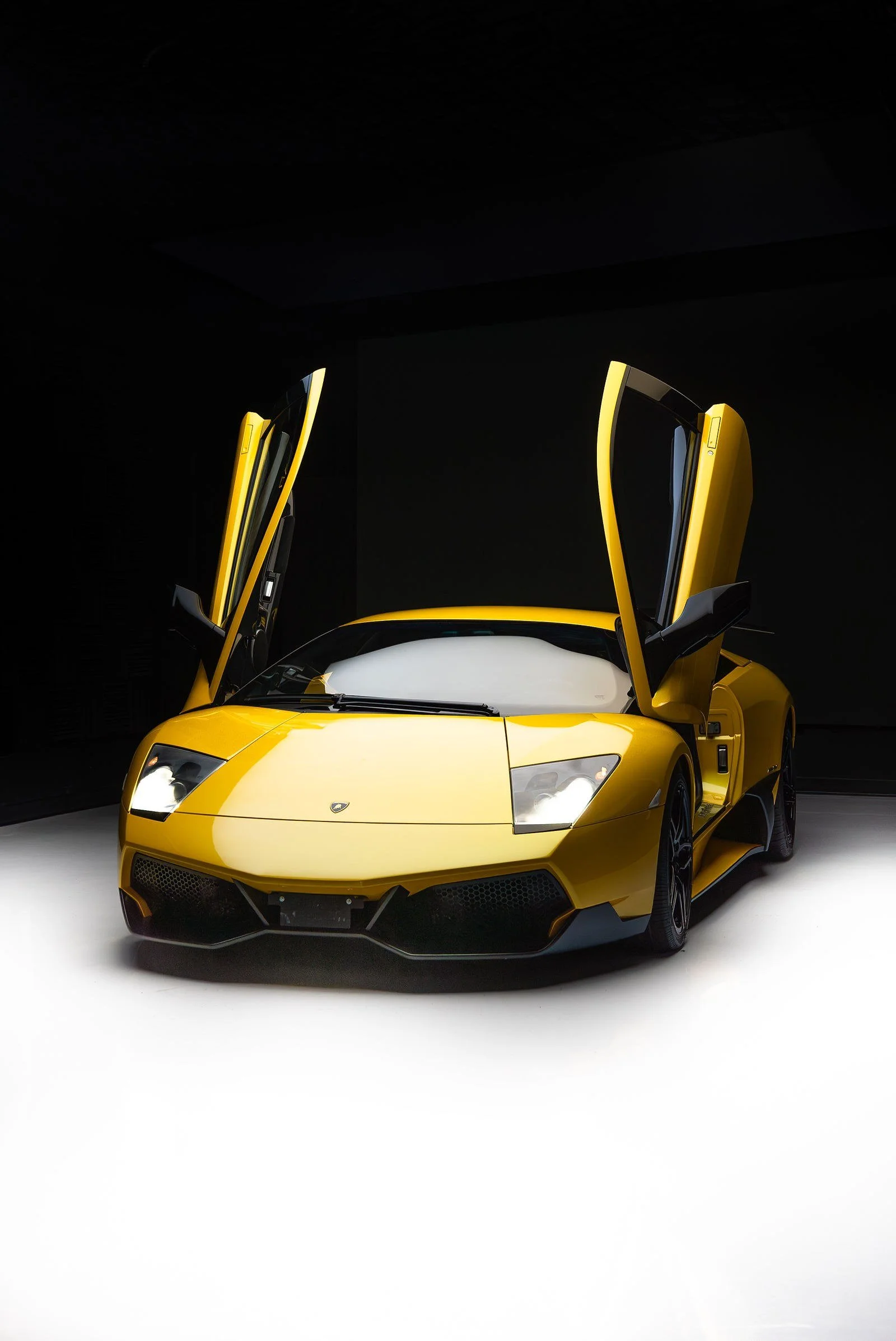 car-lamborghini-yellow.jpg