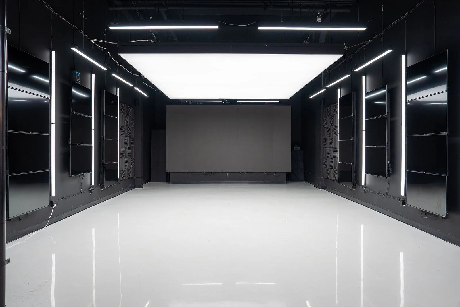 main-floor-empty.jpg