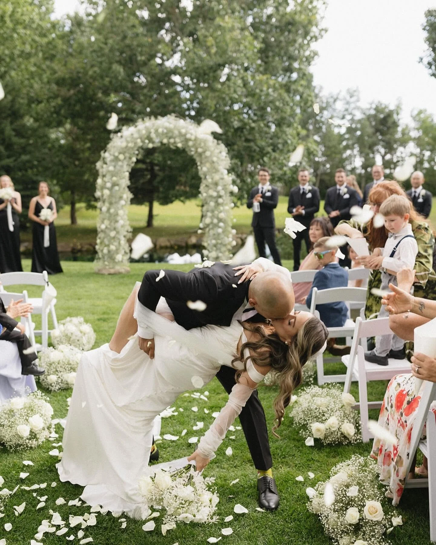 nikki &amp; Andre | Hilltop Sylvan Lake Wedding
