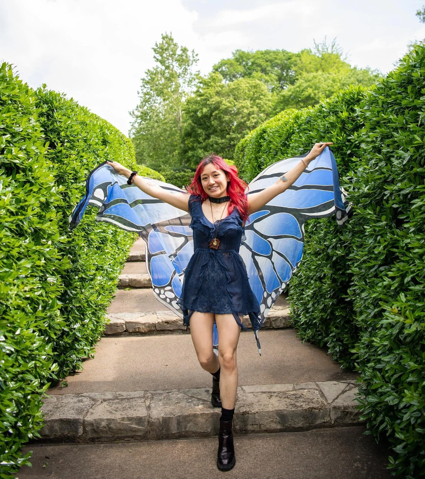 The Butterfly Effect is the idea that every small change has the potential to create a ripple effect. 🌱🦋💙

#butterflylove #vegansofig #veganpower #veganvibes #bluebutterfly #socialbutterfly #butterflyeffect #makeeverydayearthday
