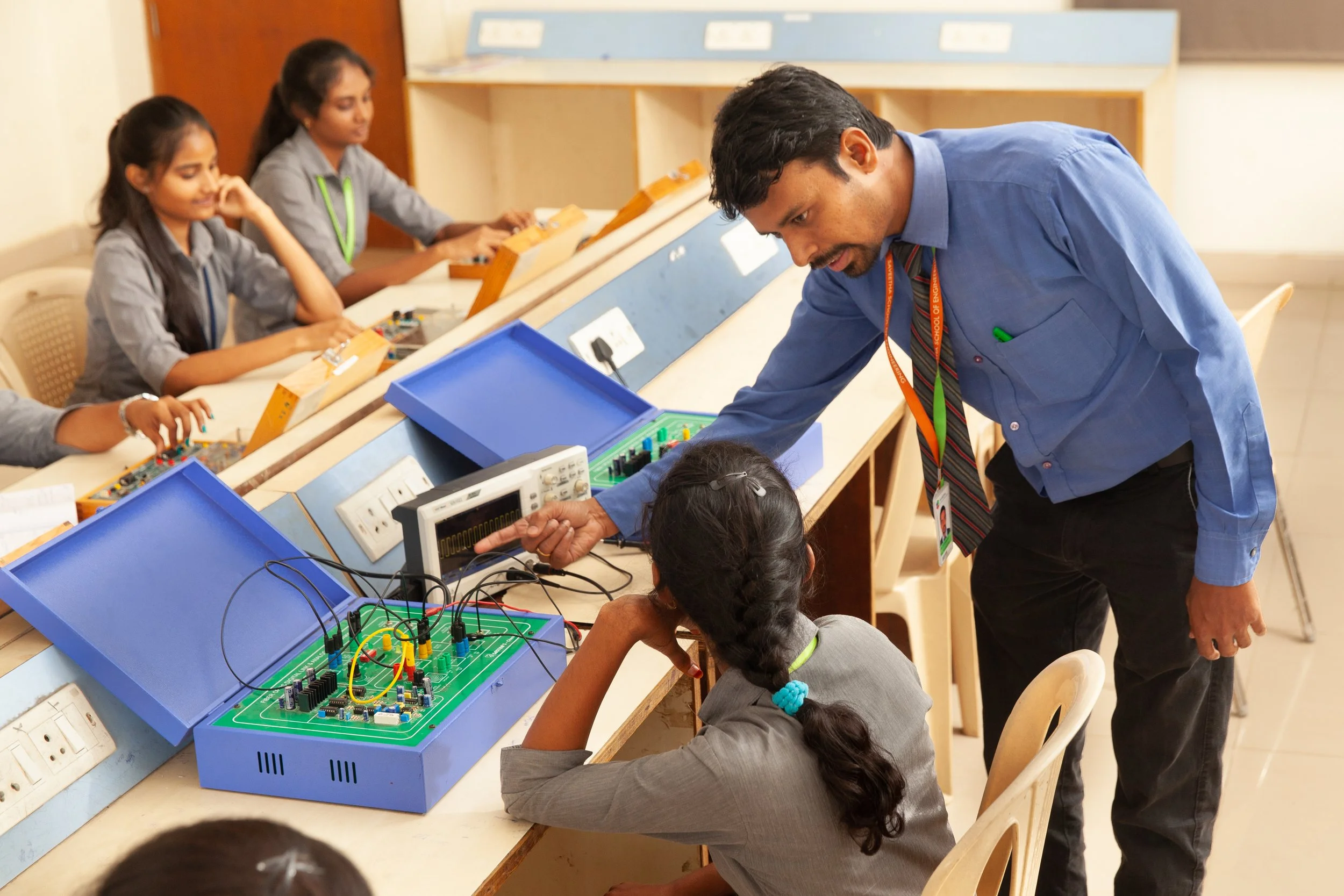 Communication Lab.jpg