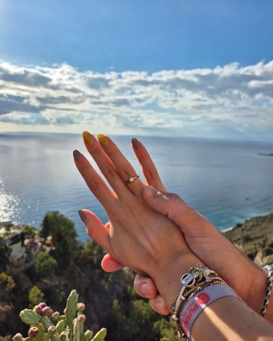 A huge congratulations to @toni_rr on your engagement!

Always so honored to play a small part in these huge moments for my clients. 🤍

#AtiNailBar #cndshellac #weddingnails #nailinspiration