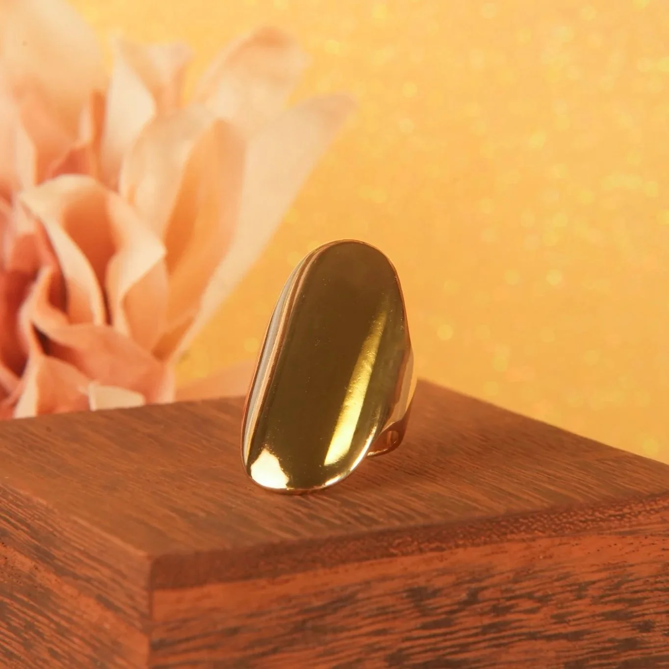 large-oval-adjustable-ring-gold.jpg