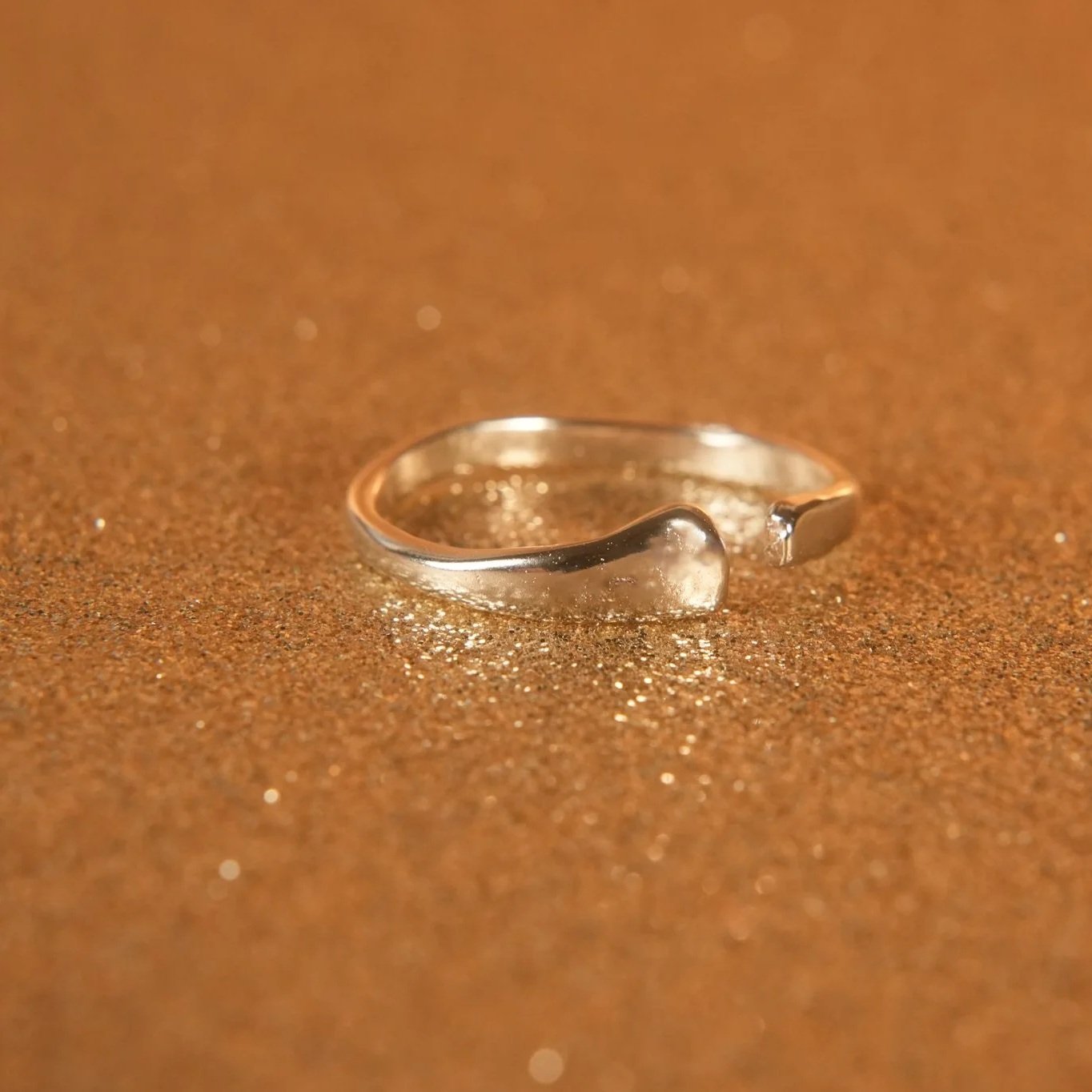 minimal-ring-adjustable-silver.jpg