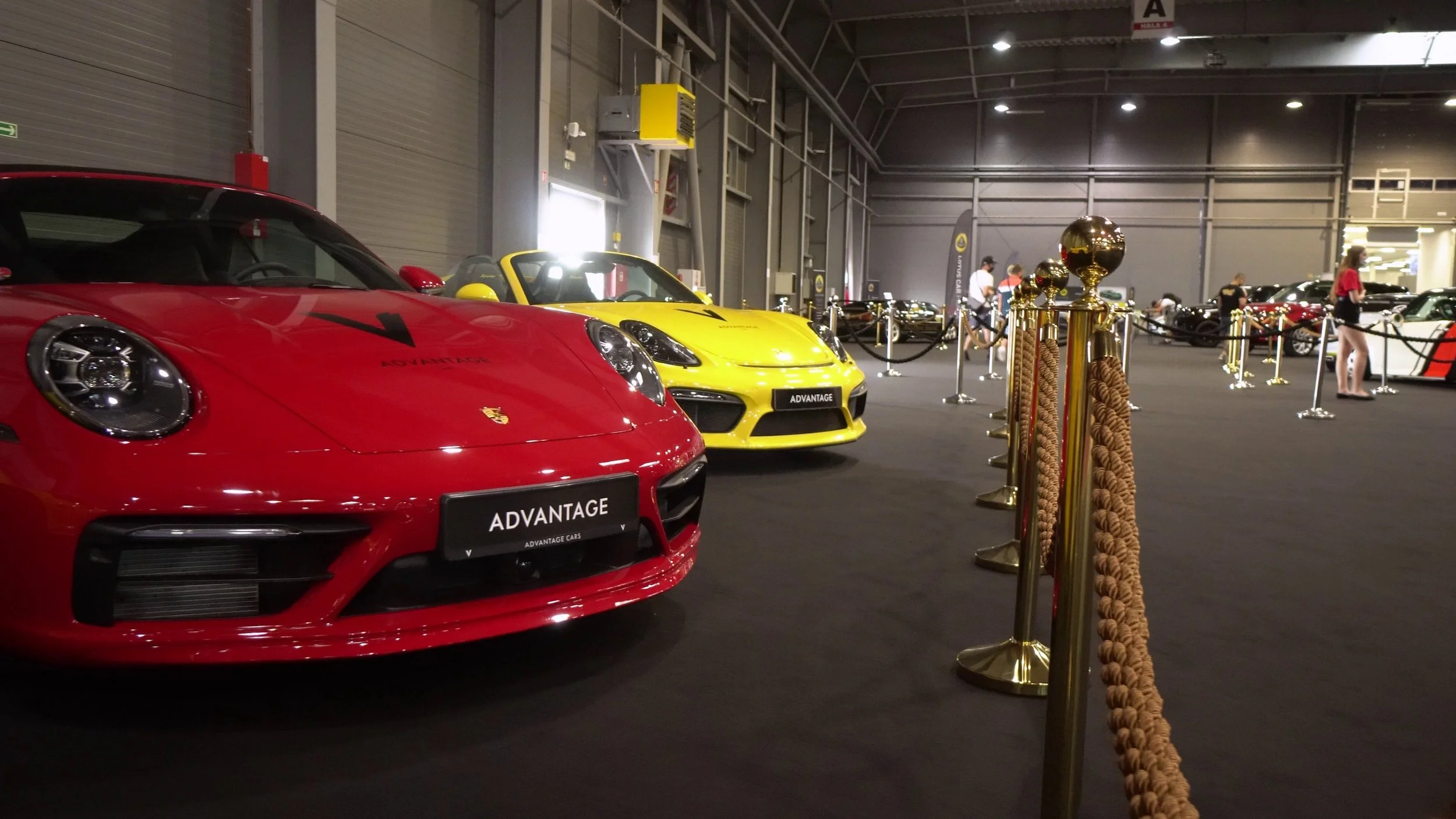 dfw-pro-photographers-corporate-event-photography-car-exhibition-1.jpg