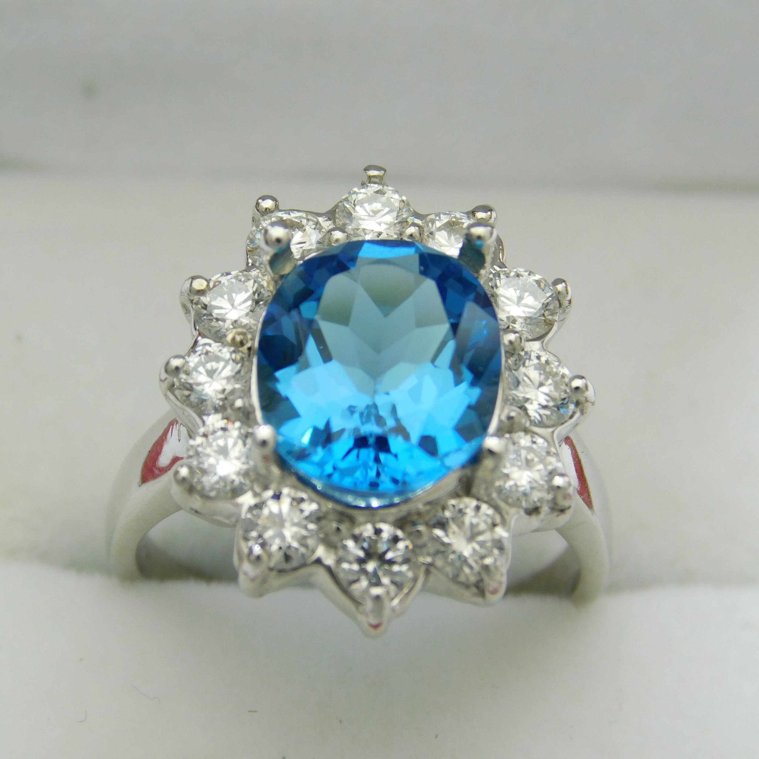 https://i.etsystatic.com/5308472/r/il/28d61b/1689940587/il_fullxfull.1689940587_fqc5.jpg