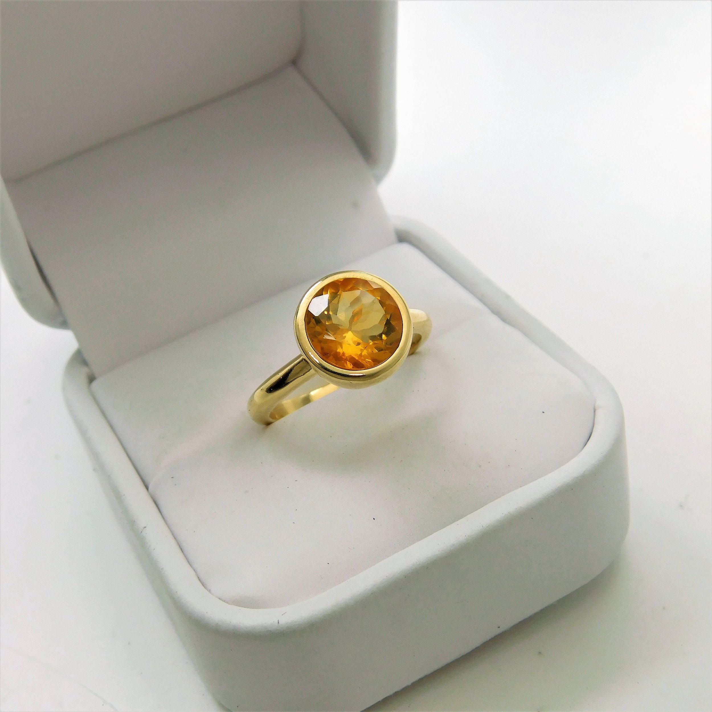 https://i.etsystatic.com/5308472/r/il/643e62/1696904187/il_fullxfull.1696904187_l8zu.jpg