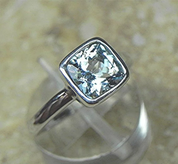 https://i.etsystatic.com/5308472/r/il/0e72ca/696382780/il_fullxfull.696382780_j416.jpg