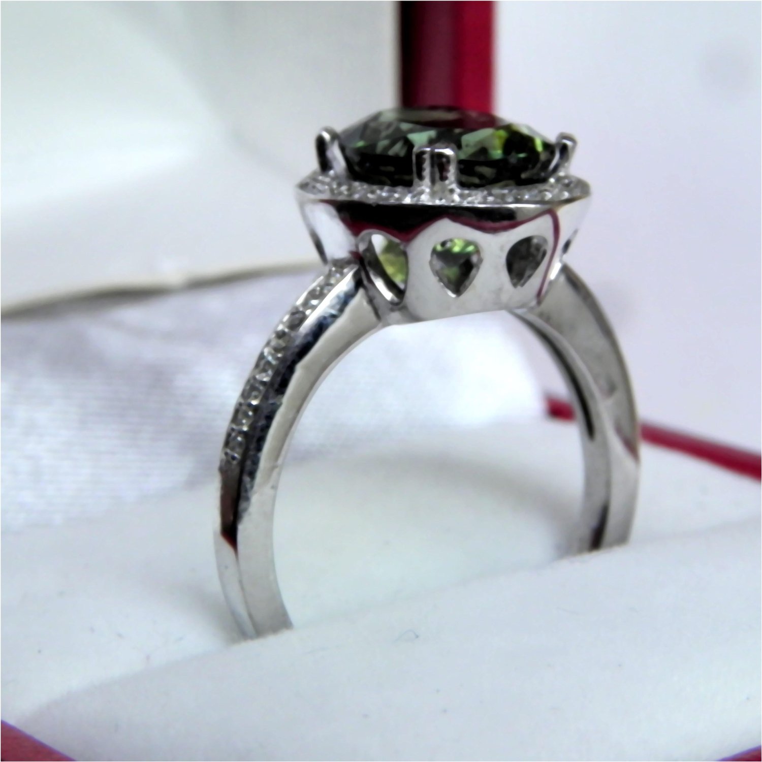https://i.etsystatic.com/5308472/r/il/d8058b/1380543778/il_fullxfull.1380543778_evmk.jpg