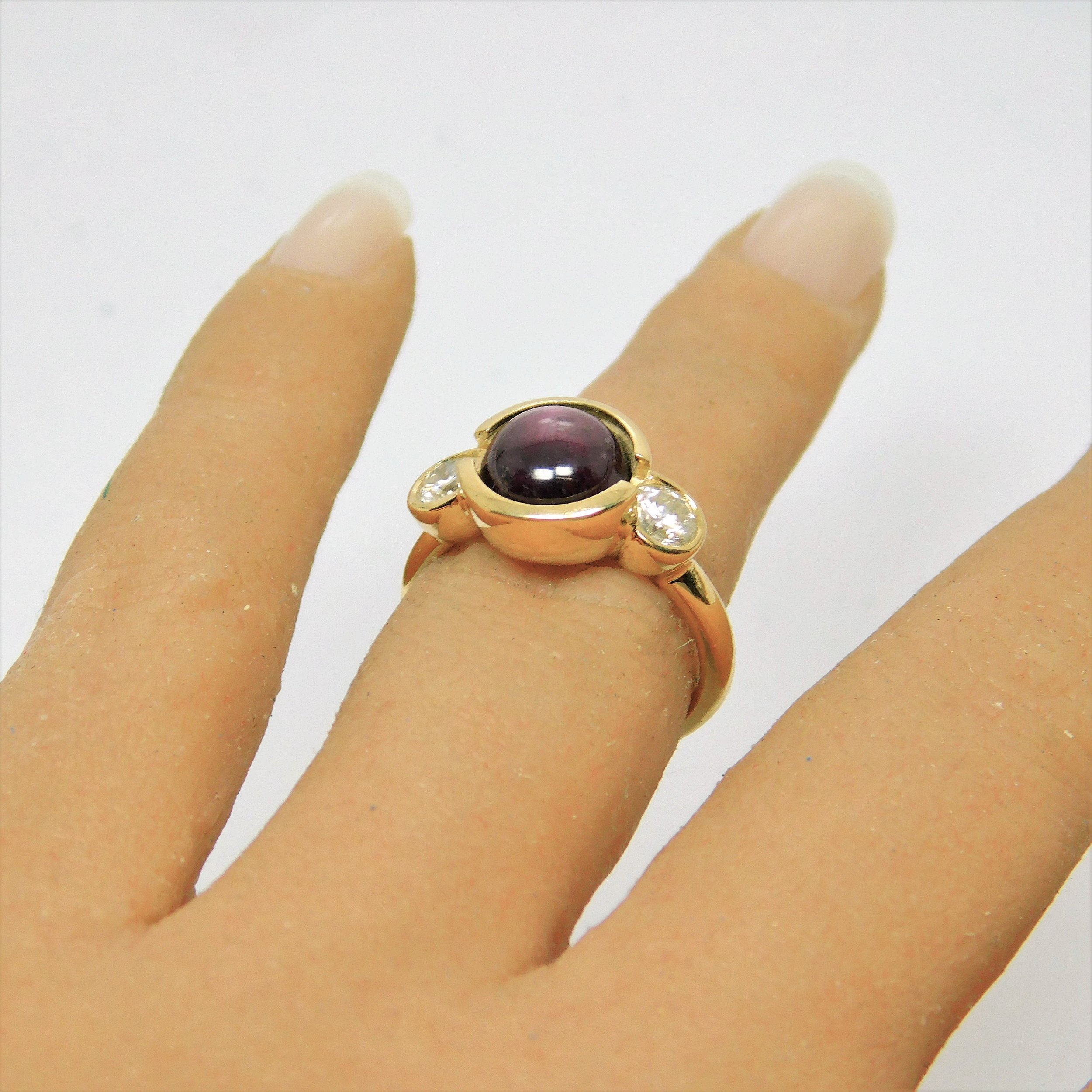 https://i.etsystatic.com/5308472/r/il/33e4f5/1746836112/il_fullxfull.1746836112_tabo.jpg