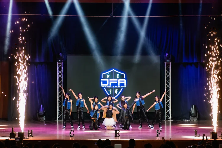 Juniors dance class