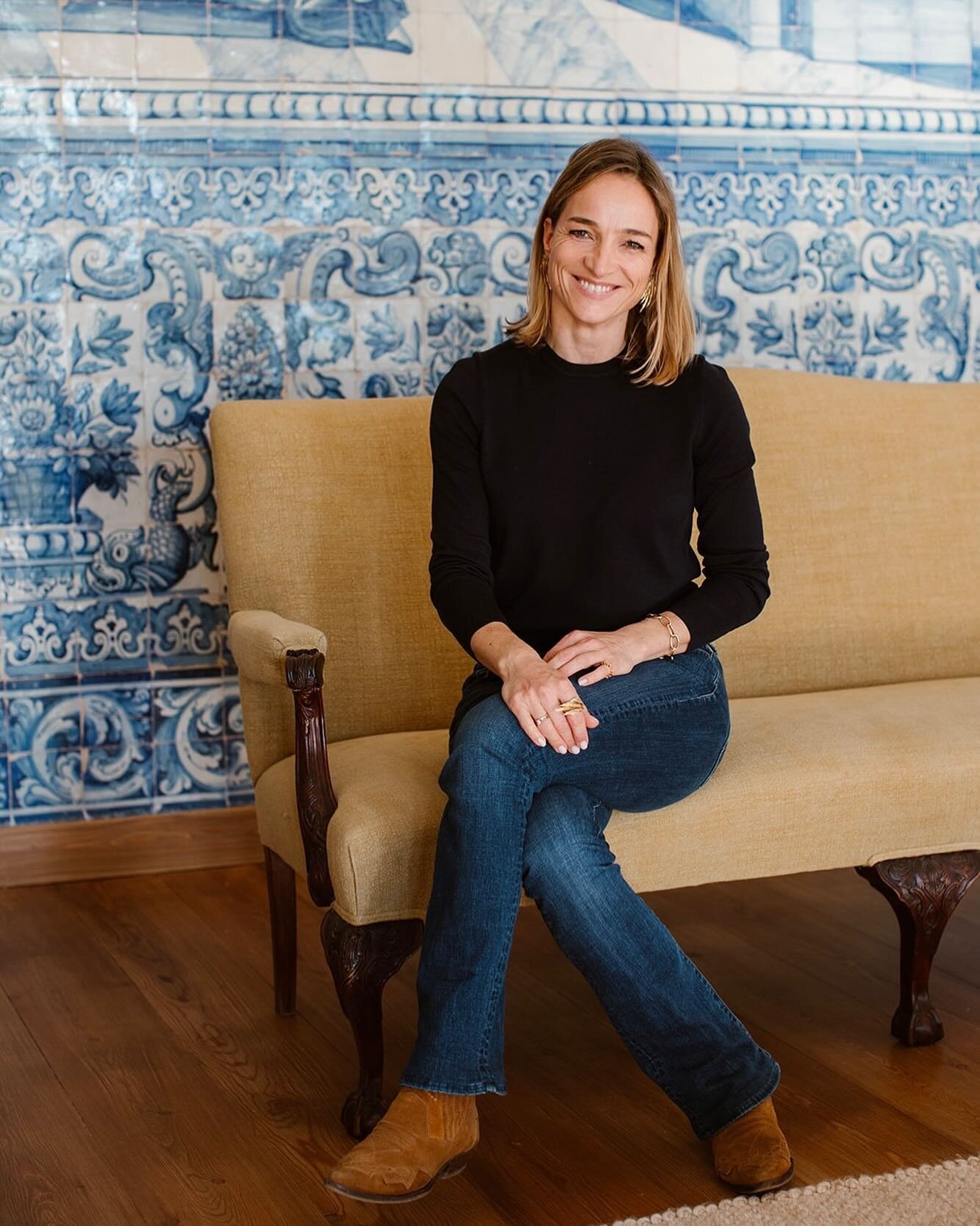 Vicky van Beuningen, one of the six owners at Castelo Ventoso, traded tulips for sunshine almost a decade ago, bringing a touch of Dutch flair to Portugal. Managing client connections and daily operations, she&rsquo;s steering the enchanting estate t