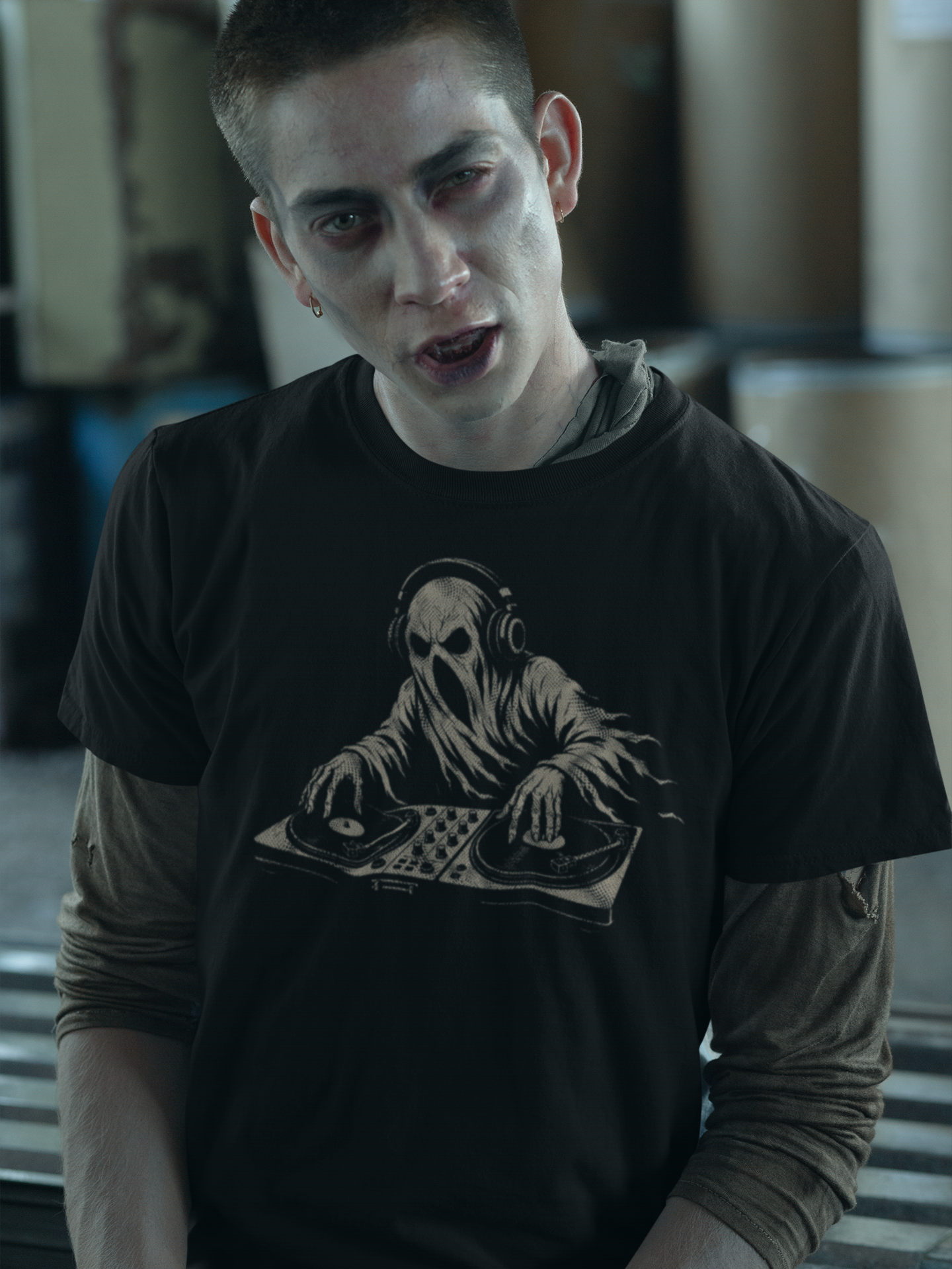 t-shirt-mockup-of-a-scary-man-with-zombie-makeup-29335.png