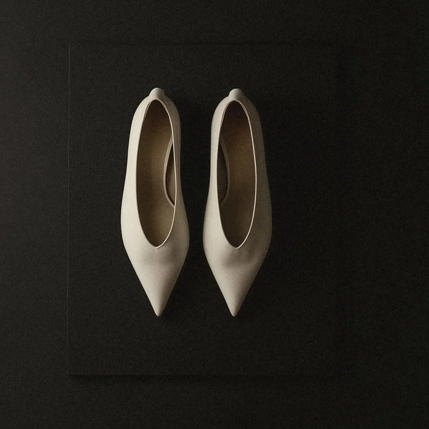 still_life_shoes_1yjpg.jpg