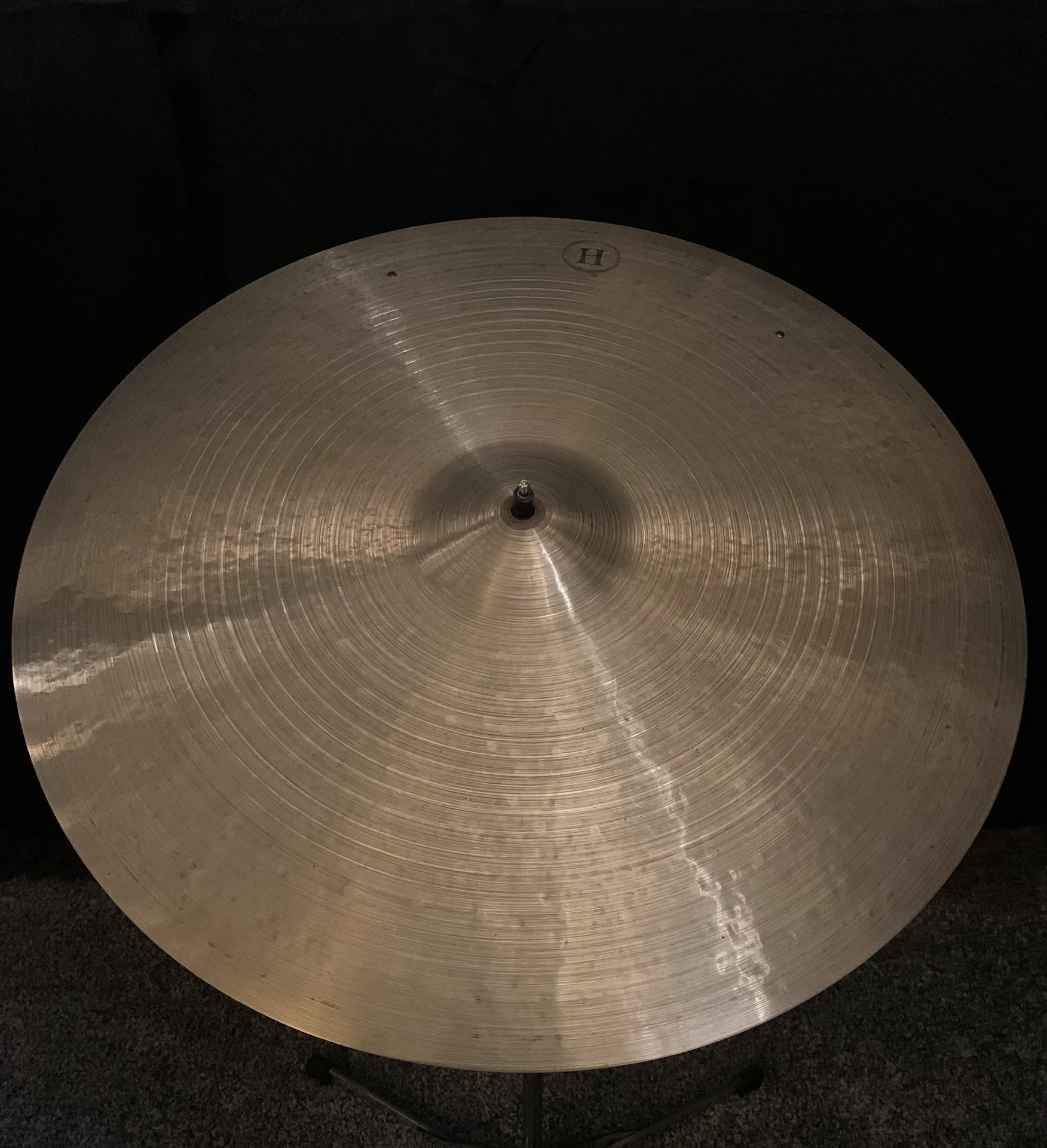 22" Vintage 2560g, 2 brass rivets