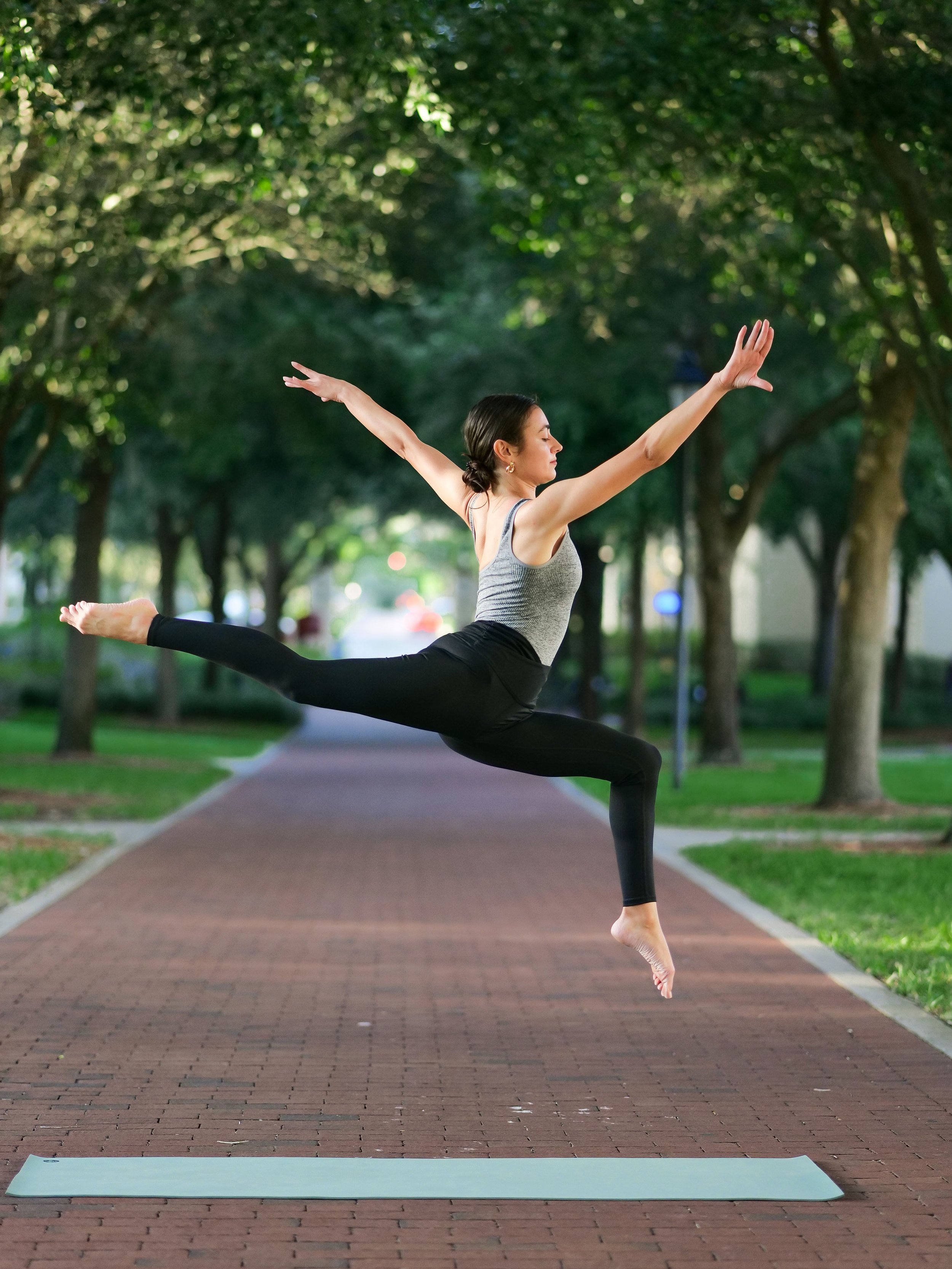 MEDITATION, WORKSHOPS + MORE
Check the schedule and be on the look out for announcements on upcoming events and classes