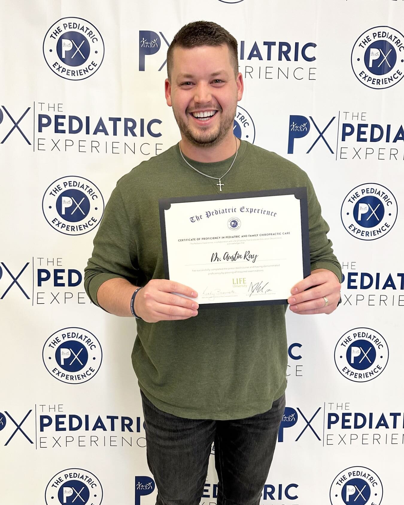 🚨BIG NEWS!🚨 
Lighthouse Chiropractic has now achieved their Certificate 🎓 of Proficiency in Pediatric and Family Chiropractic!
Dr. Austin Ray has earned his Certificate of Proficiency in Pediatric and Family Chiropractic by successfully completing