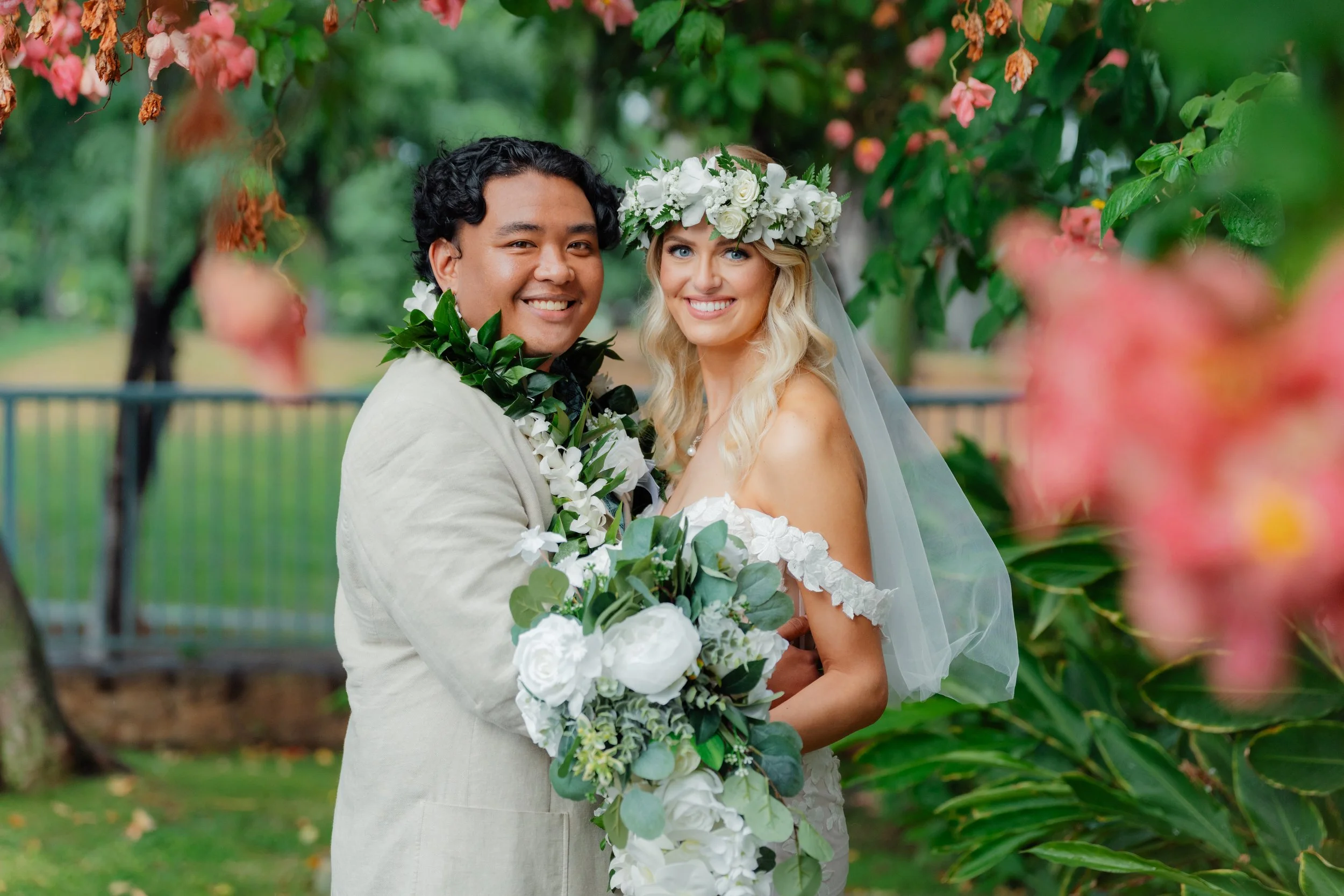A Complete Guide to Weddings and Vow Renewals in Hawaii