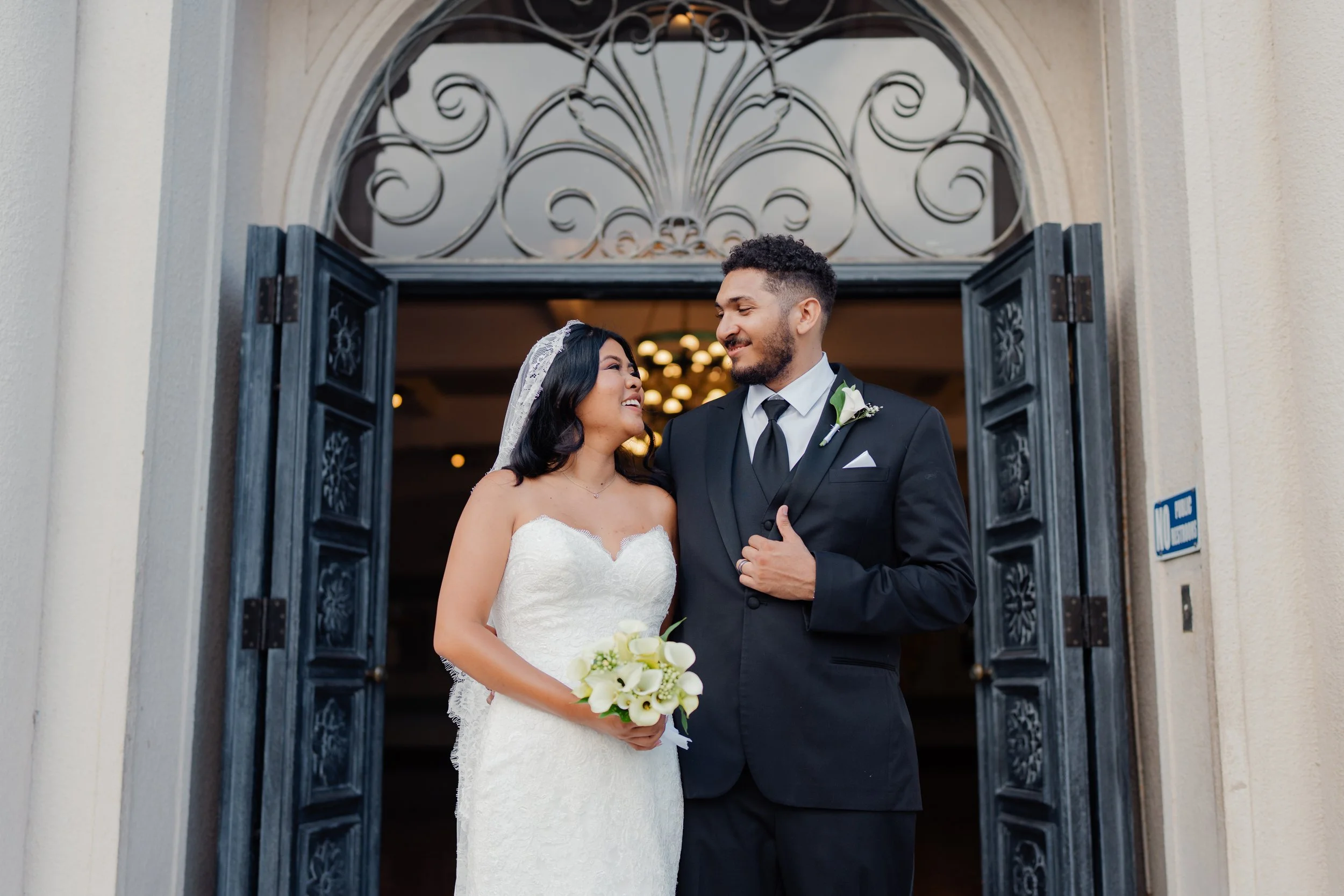 Capturing Your Love Story: Hawaii Wedding Films and Photography with One Moment Hawaii