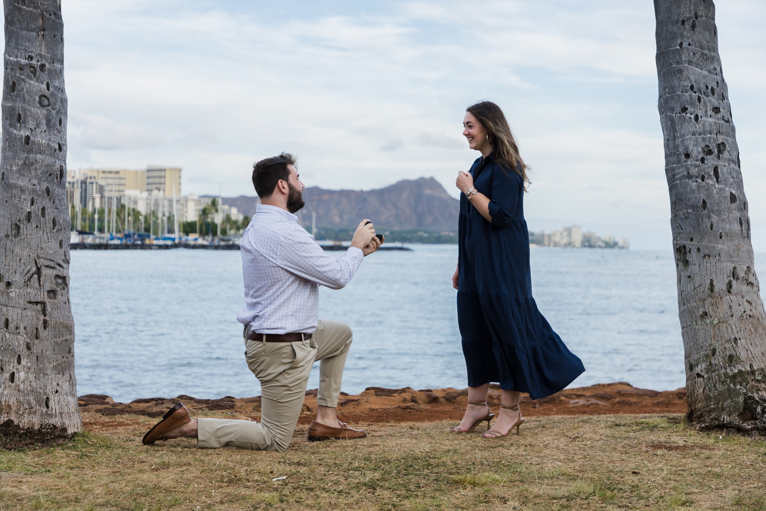 Who Offers Proposal Photography Services on Oahu? 💍🌴