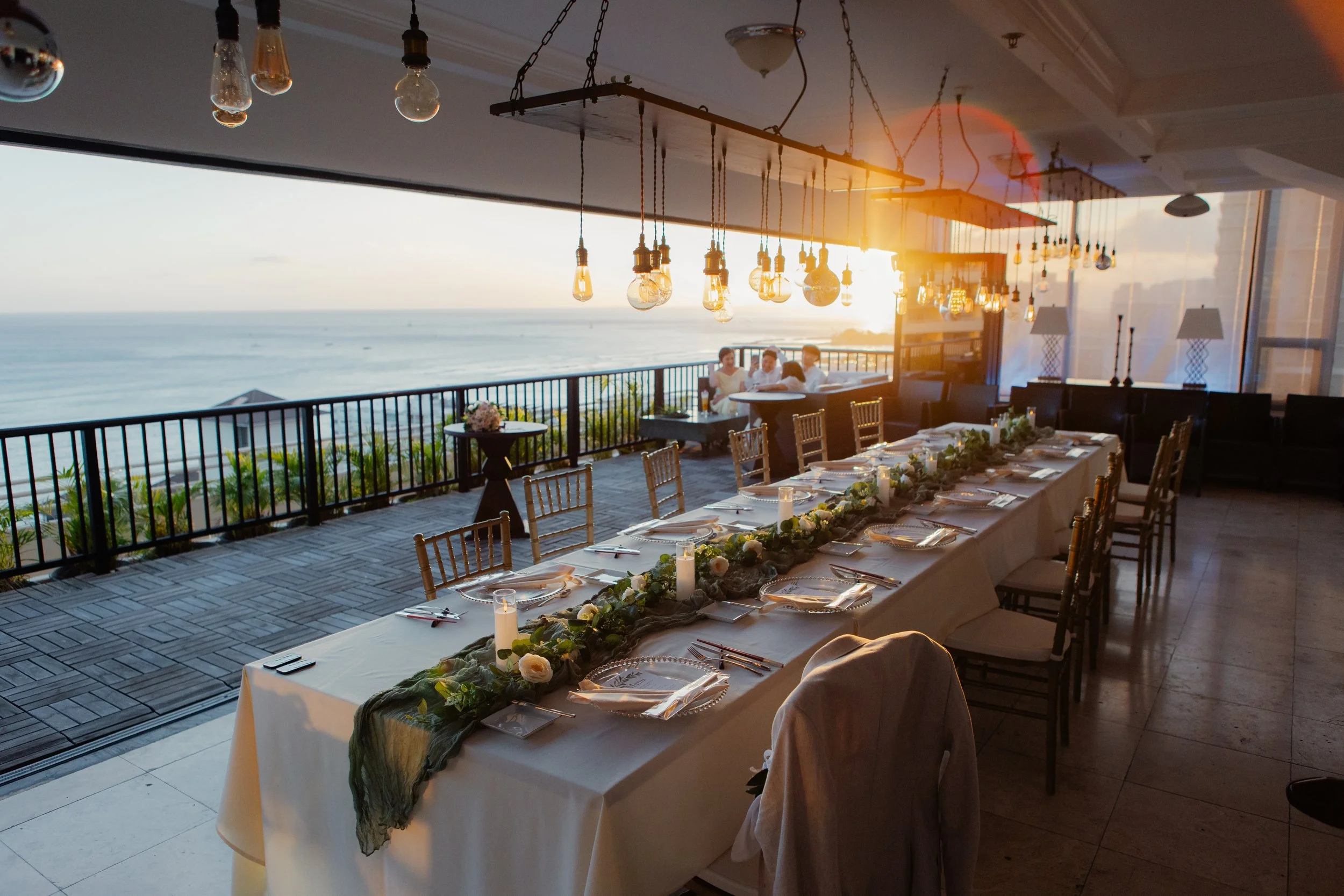 How to Plan a Stress-Free Hawaii Wedding While Getting Photos You’ll Treasure Forever