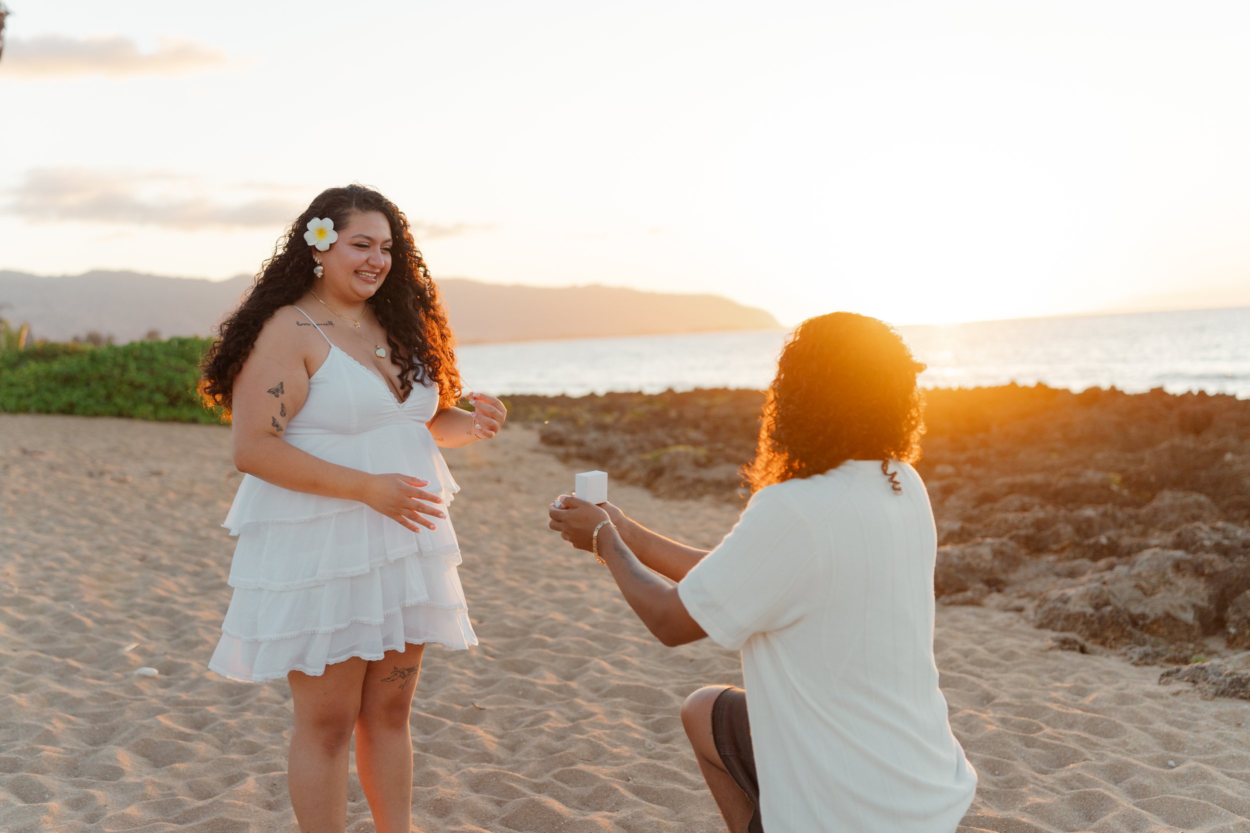 How to Plan a Hawaiʻi Proposal That Feels Effortless, Emotional, and Truly Unforgettable