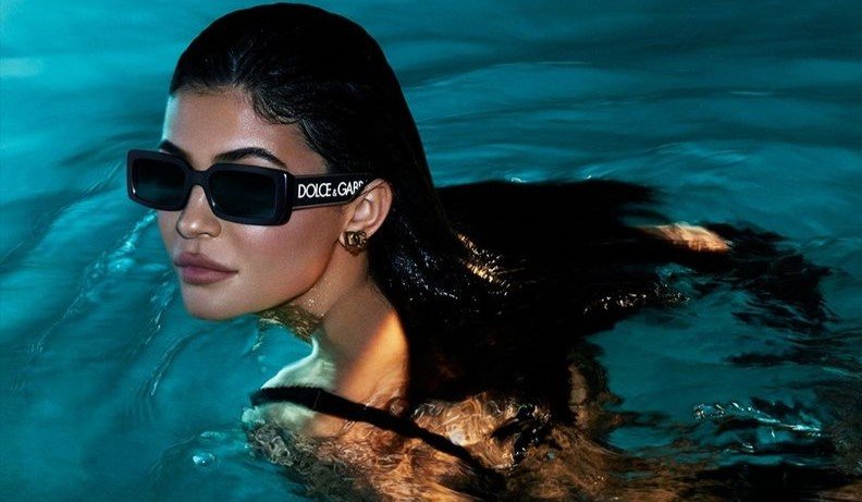 Dolce-Gabbana-Eyewear-Kylie-Jenner-featured.jpg