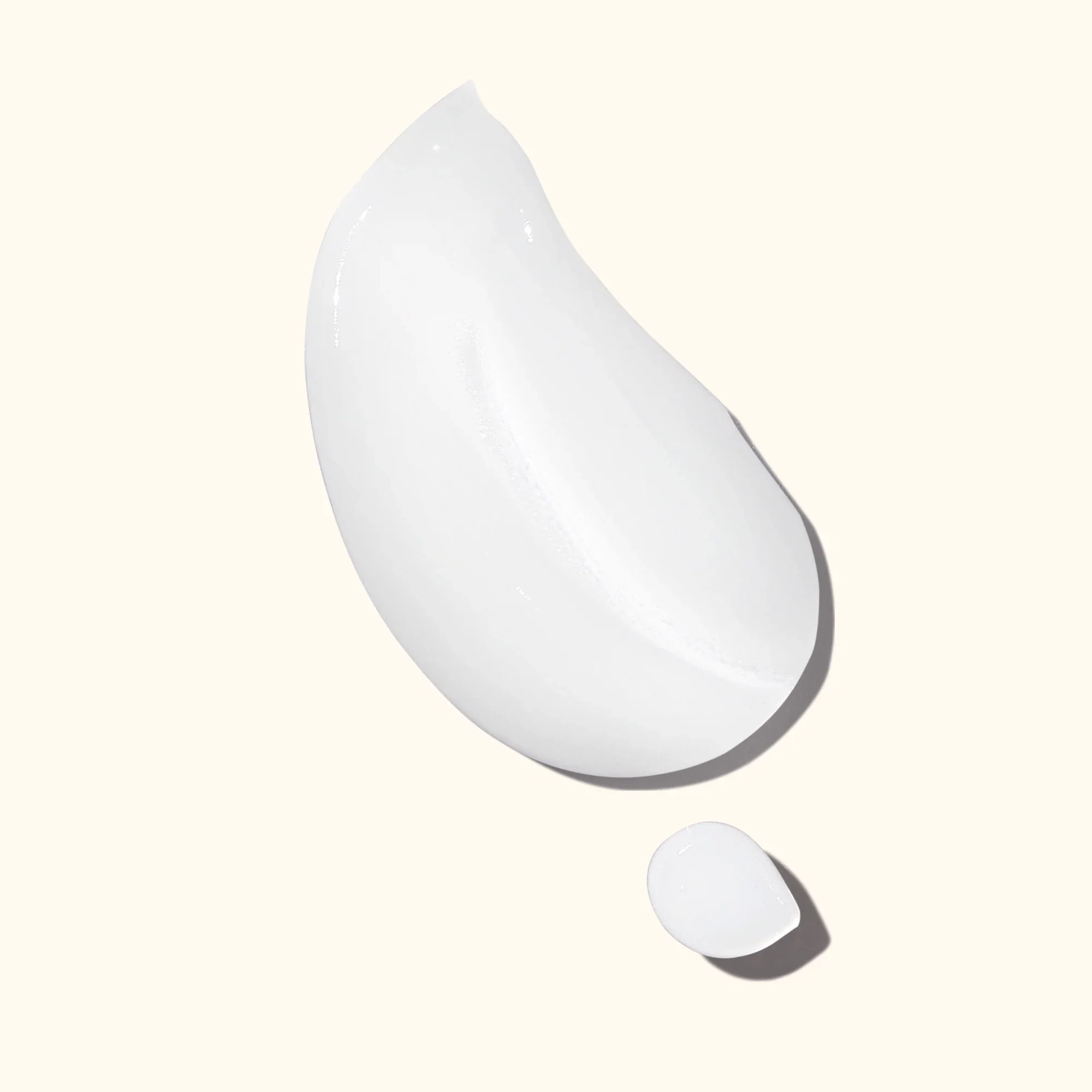 amika_220228_PDP_Hydration_Collection_Leave-In_Conditioner_Texture_Shots_3466-RGB-cream-shadow-2000x2000.webp