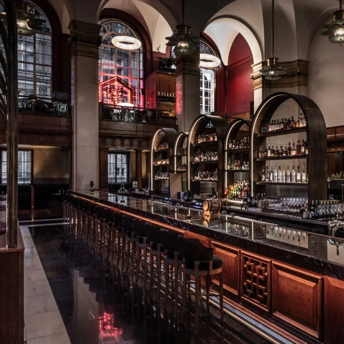 GRLuckyCatManchesterMay2023May2023040rt-2205x1155.jpg (Copy)