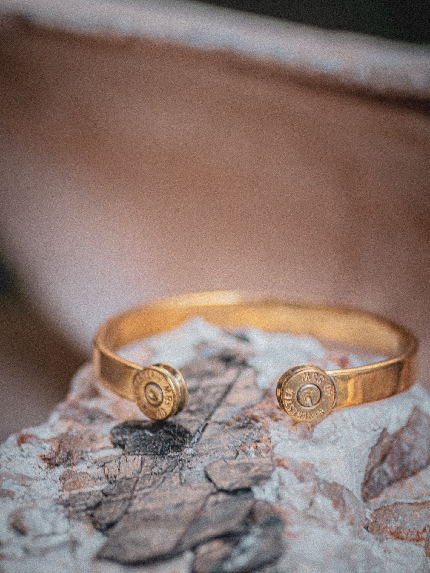 Brass Bullet cuffs 🤍

DM me to make an order though our exclusive stockists in Nairobi @wildlife.yoga.retreats 

Collection : Ranger Bullet Collection
Cause @habitatforrhino 

#ASCEarth #rhinoCollection #ConservationJewelry #CraftedWithPurpose