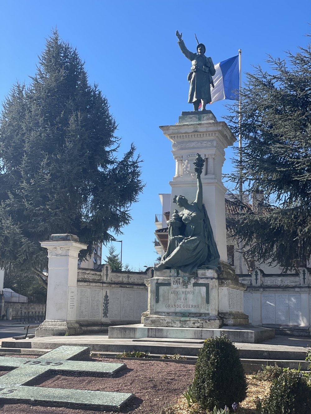 Cauderan War Memorial