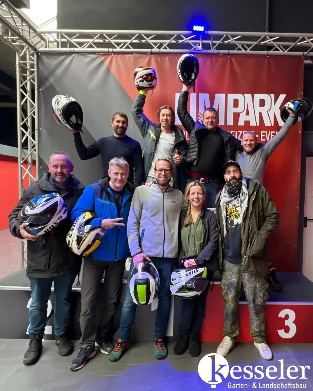 Teambuilding h&ouml;rt bei uns nicht an der Gartenpforte auf. Mitarbeiterevents sind fester Bestandteil unserer Unternehmenskultur. Hier kann sich das Team abseits der Arbeit besser kennenlernen und noch enger zusammenwachsen.

Gemeinsam haben wir Sp