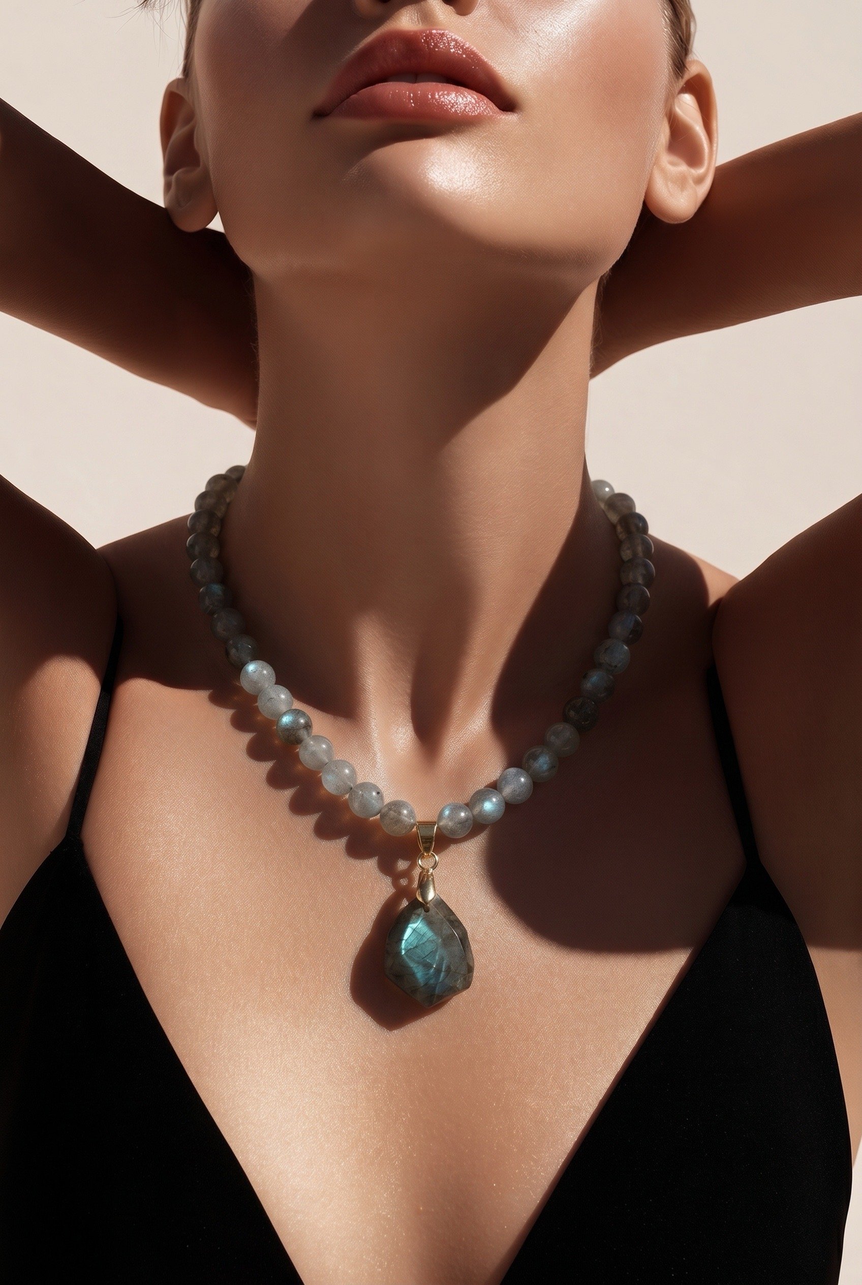 COLLIER LABRADORITE SALLY