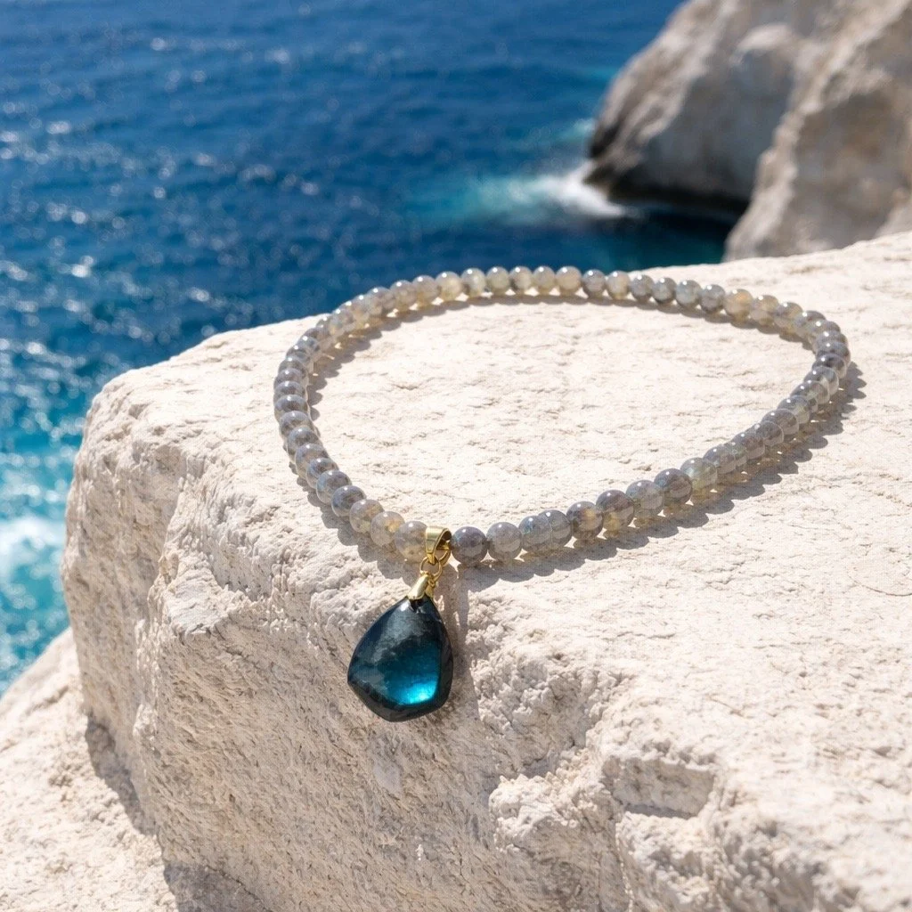 COLLIER LABRADORITE SUZIE