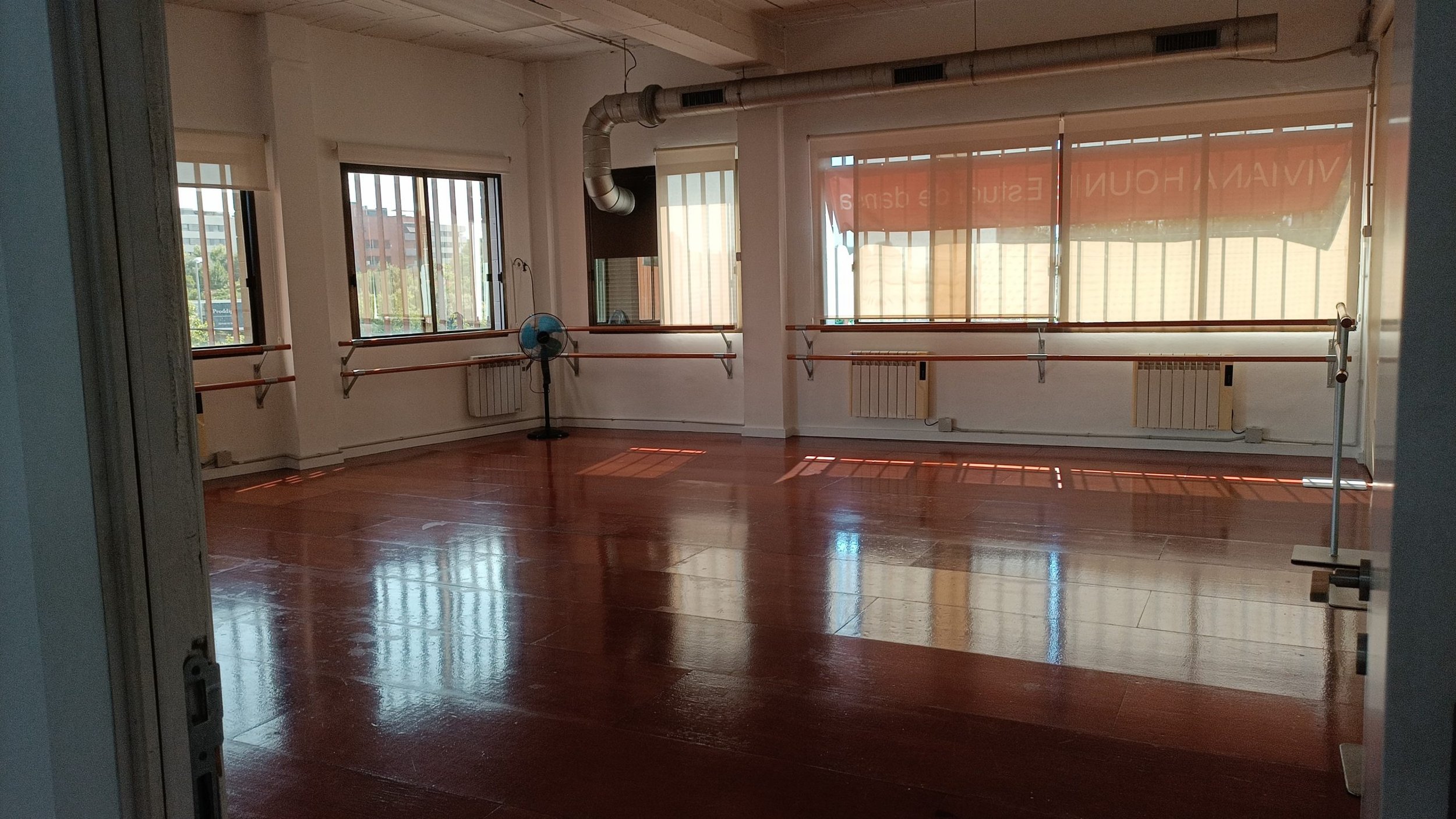 SALA-PEQUEÑA-ESTUDIO-DANZA-SANT-CUGAT.jpeg