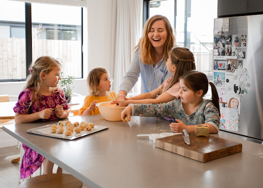 10 Reasons Why a Nanny Placement Agency is the Best Option for Busy Parents