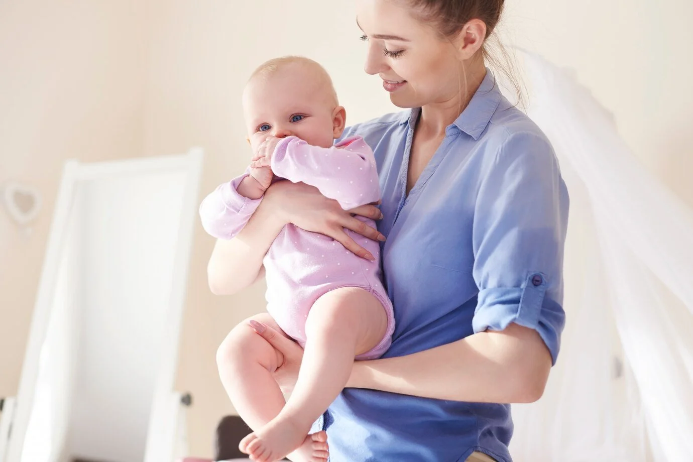 What to Consider When Choosing a Newborn Care Specialist