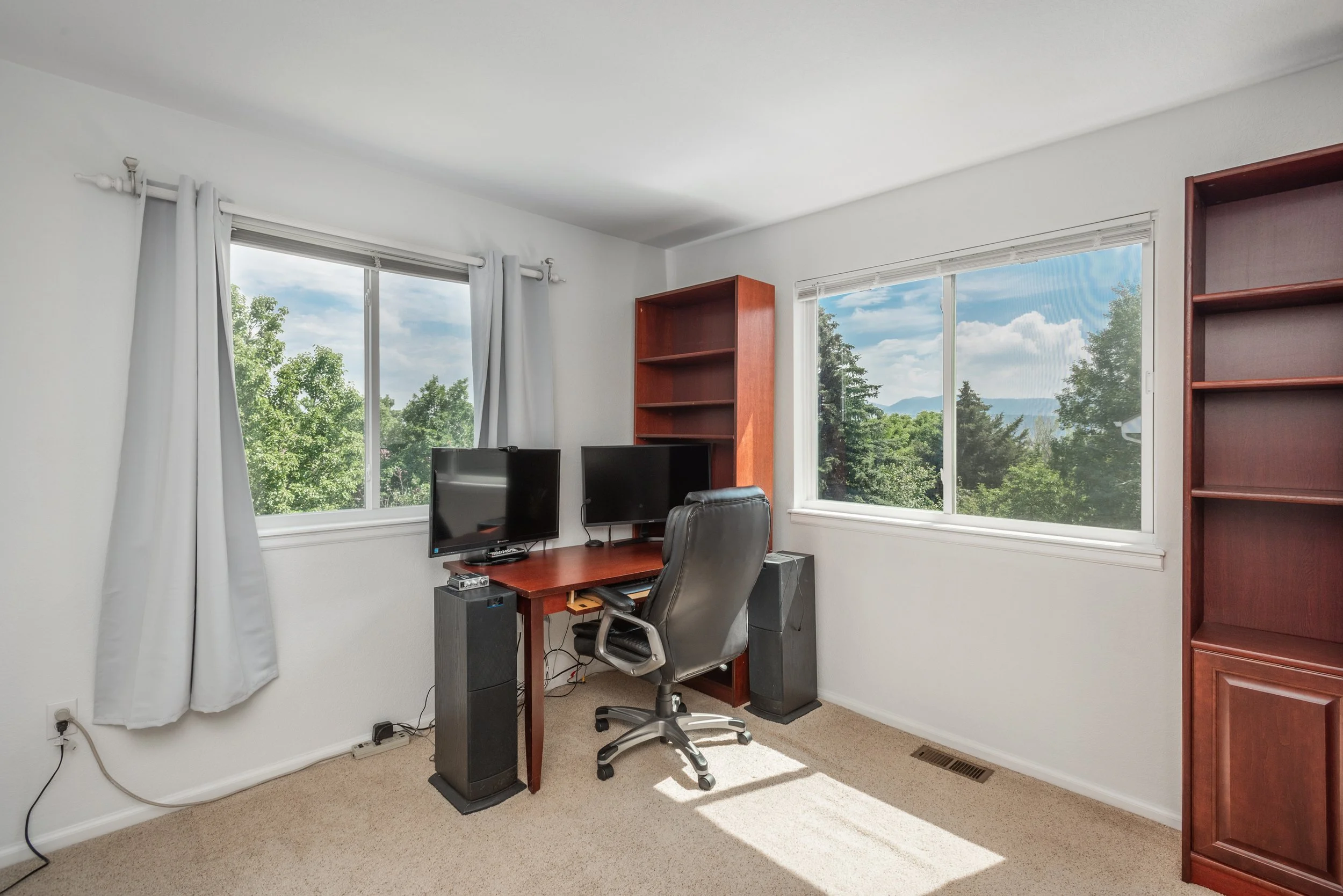 14170_WestWarrenDrive_22.jpg