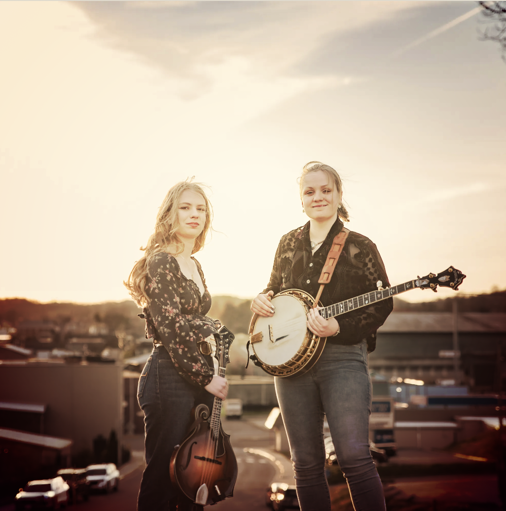 MUSIC | THE MENDENHALL SISTERS