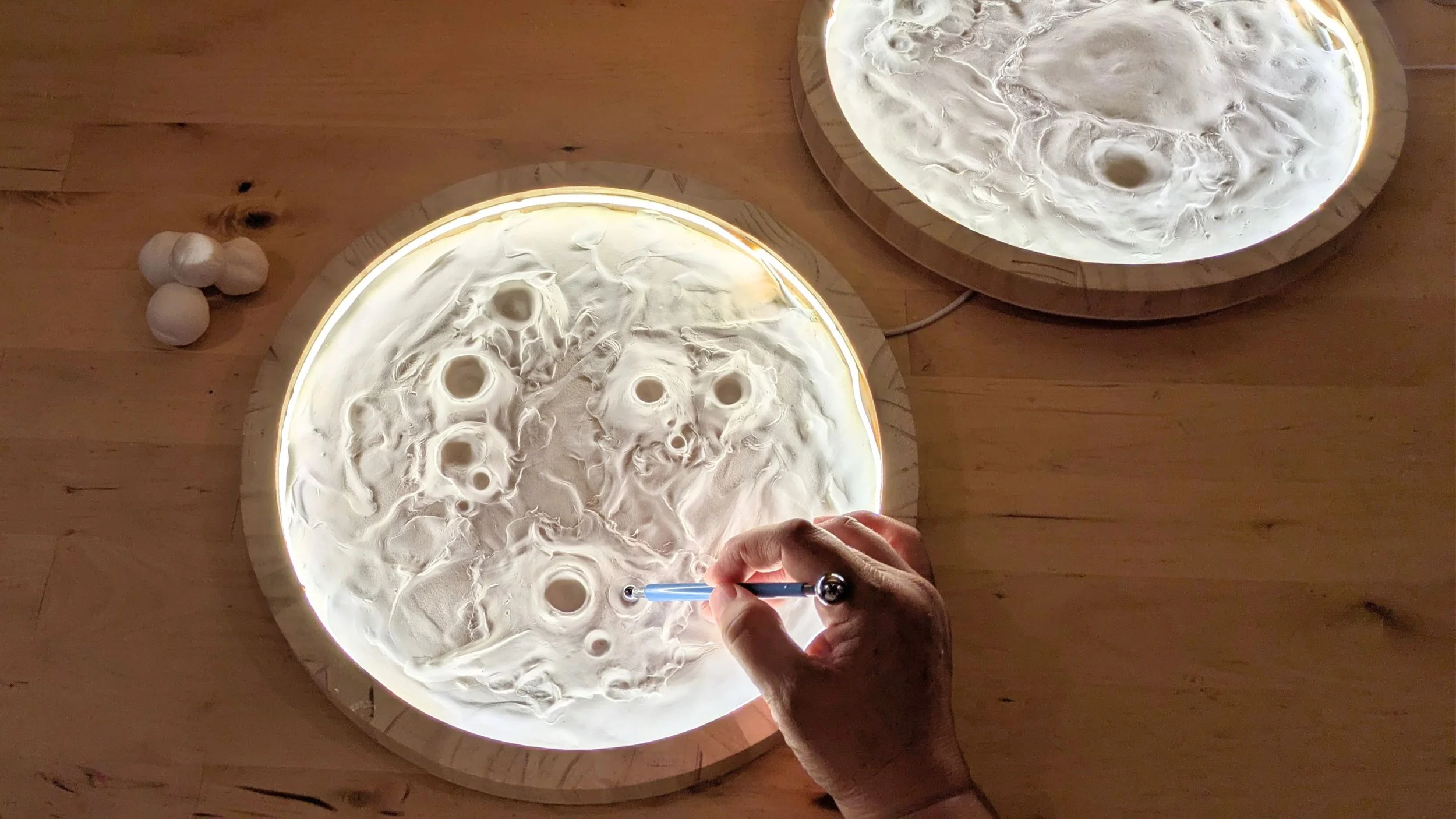 WORKSHOP | MINGLE, MAKE & TAKE - GLOWING MOON LAMP